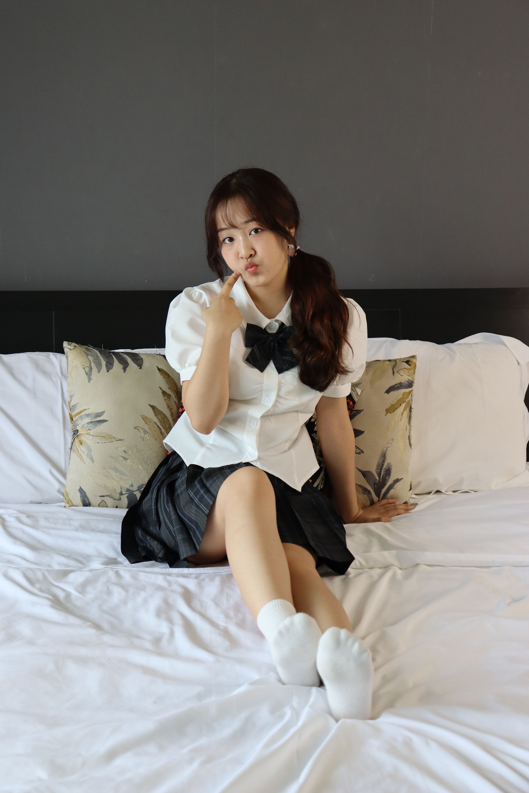 绮梦摄影 2024.08.21 No.002 以凡 珍藏无修无水印版/(304P)