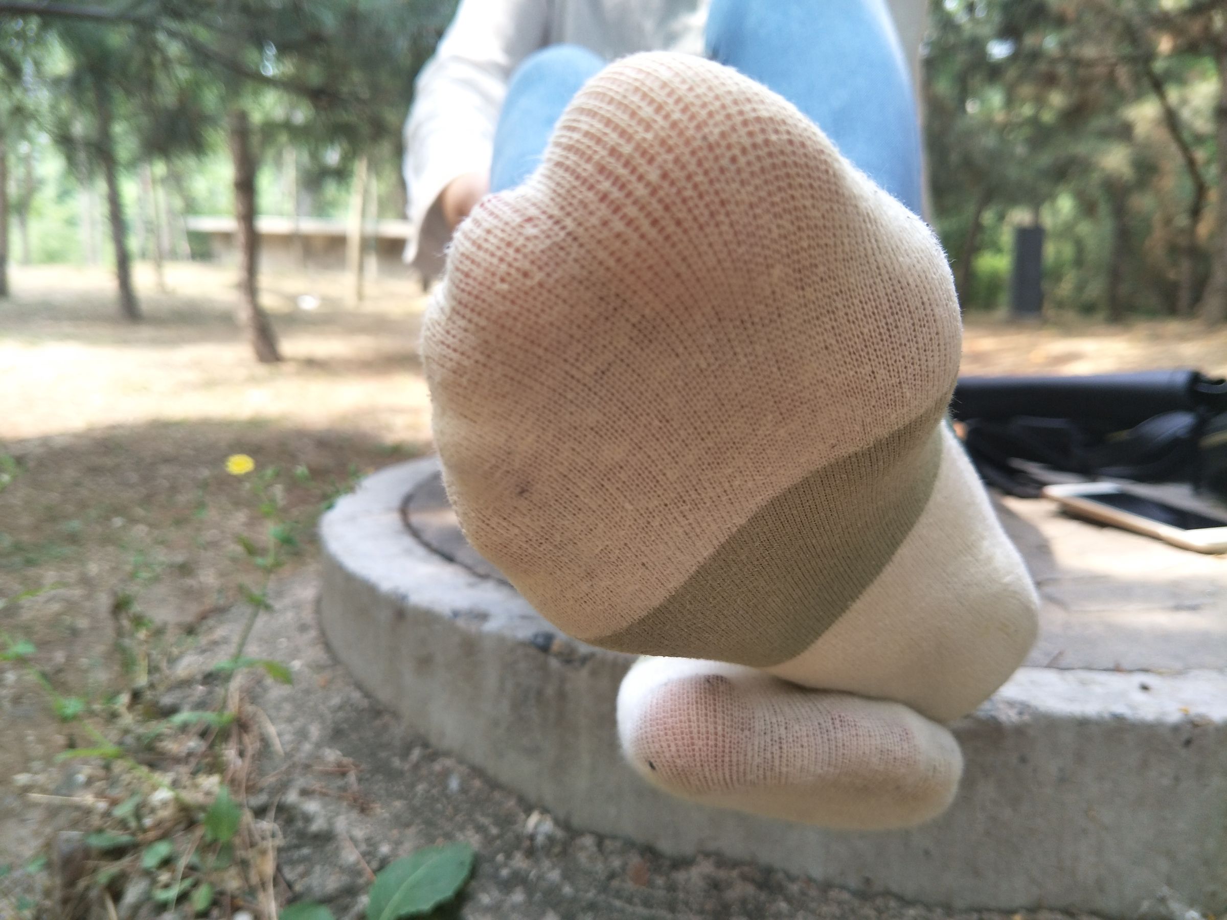 紧身堂妹约出换网袜/(234P)