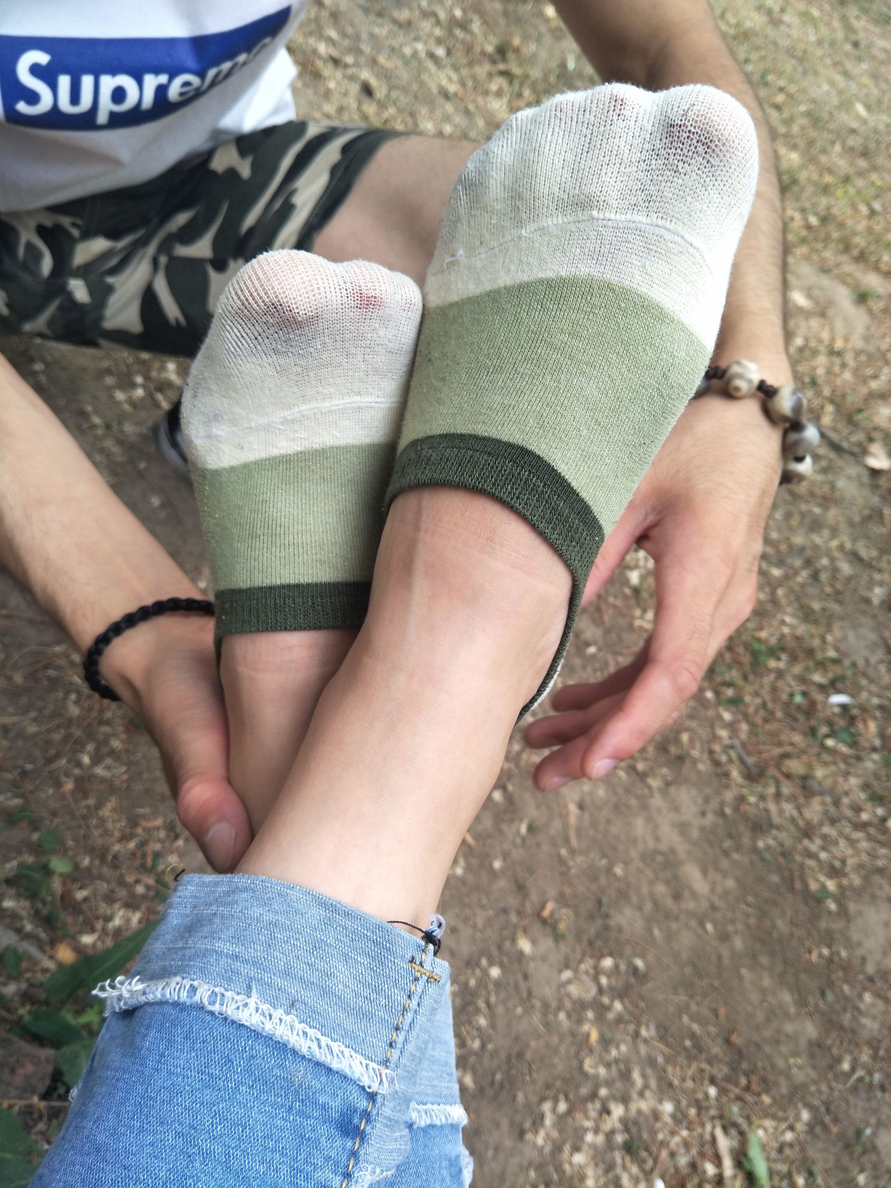 紧身堂妹约出换网袜/(234P)