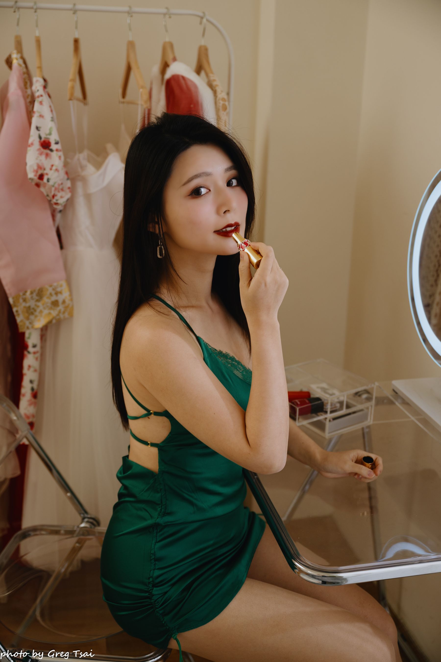 筱筱 - 绿色包臀裙/(64P)