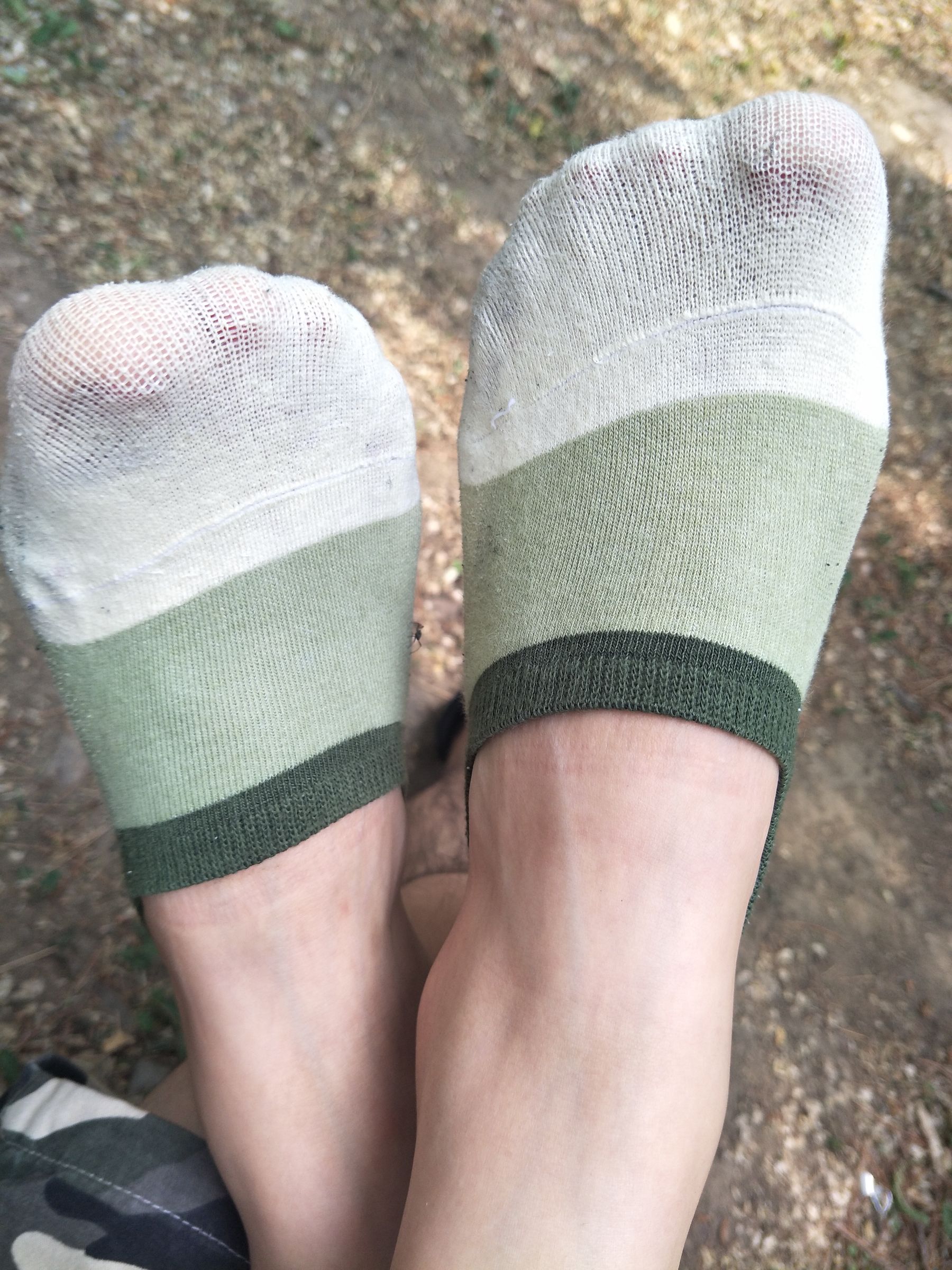 紧身堂妹约出换网袜/(234P)