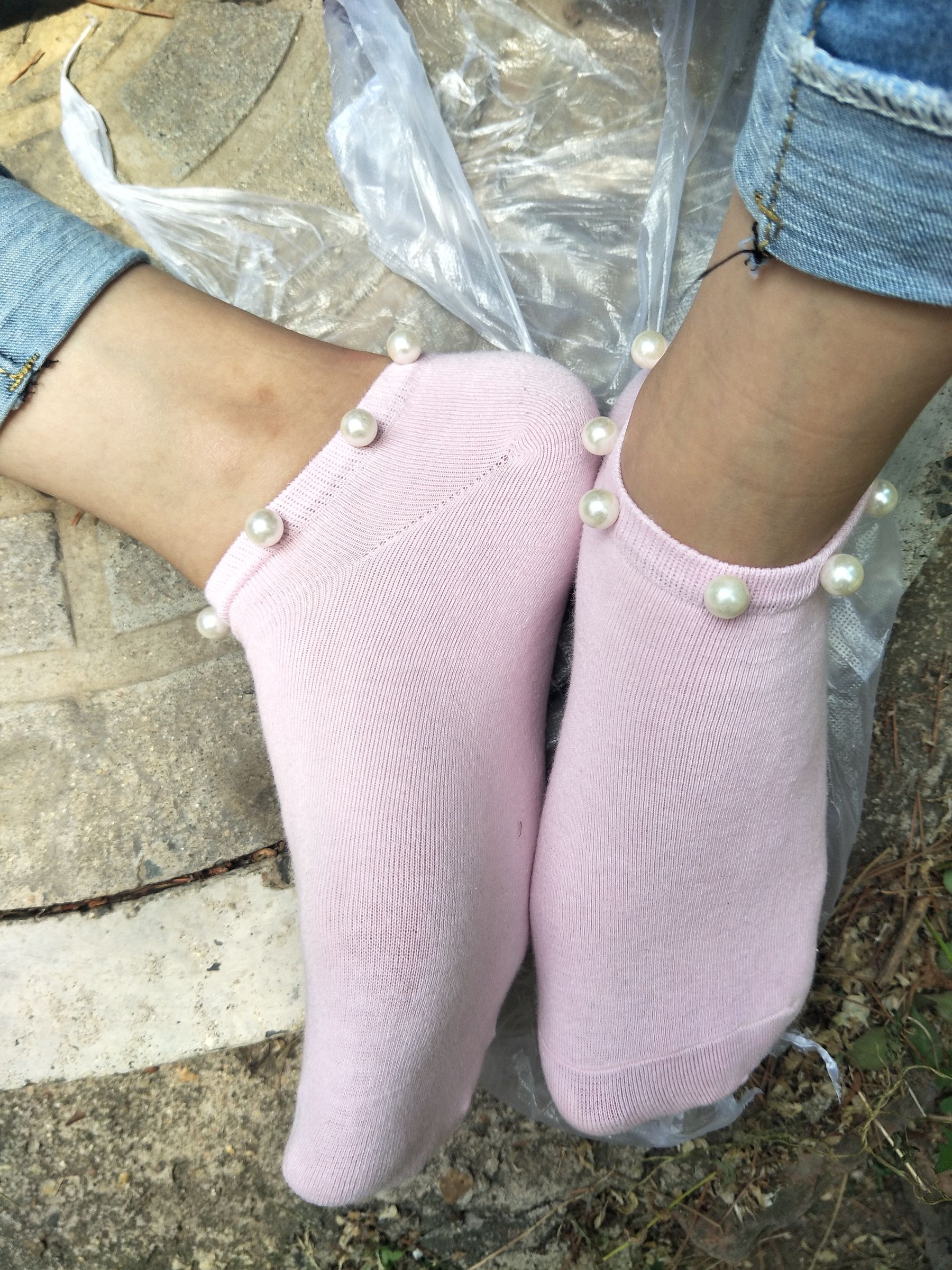 紧身堂妹约出换网袜/(234P)