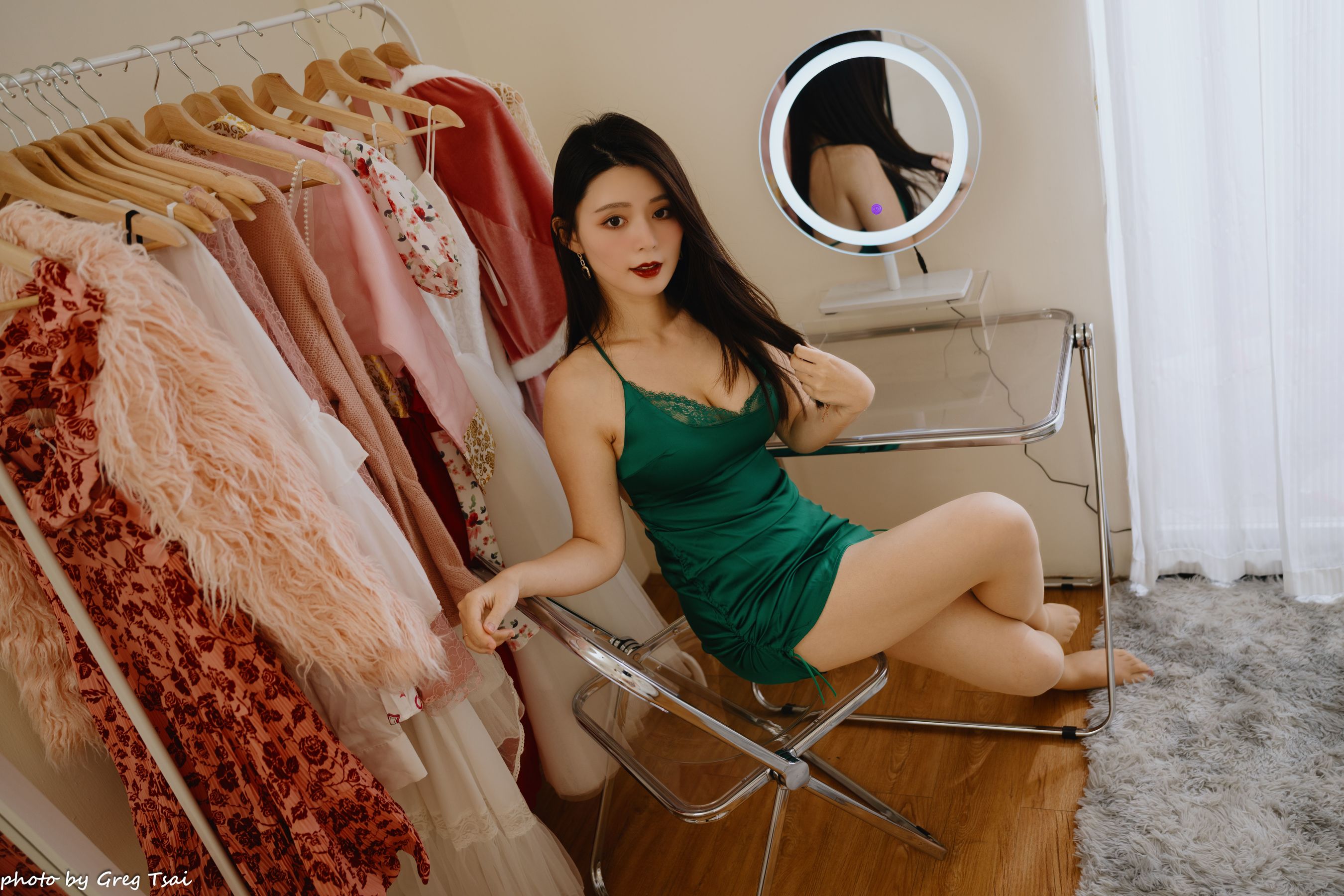 筱筱 - 绿色包臀裙/(64P)