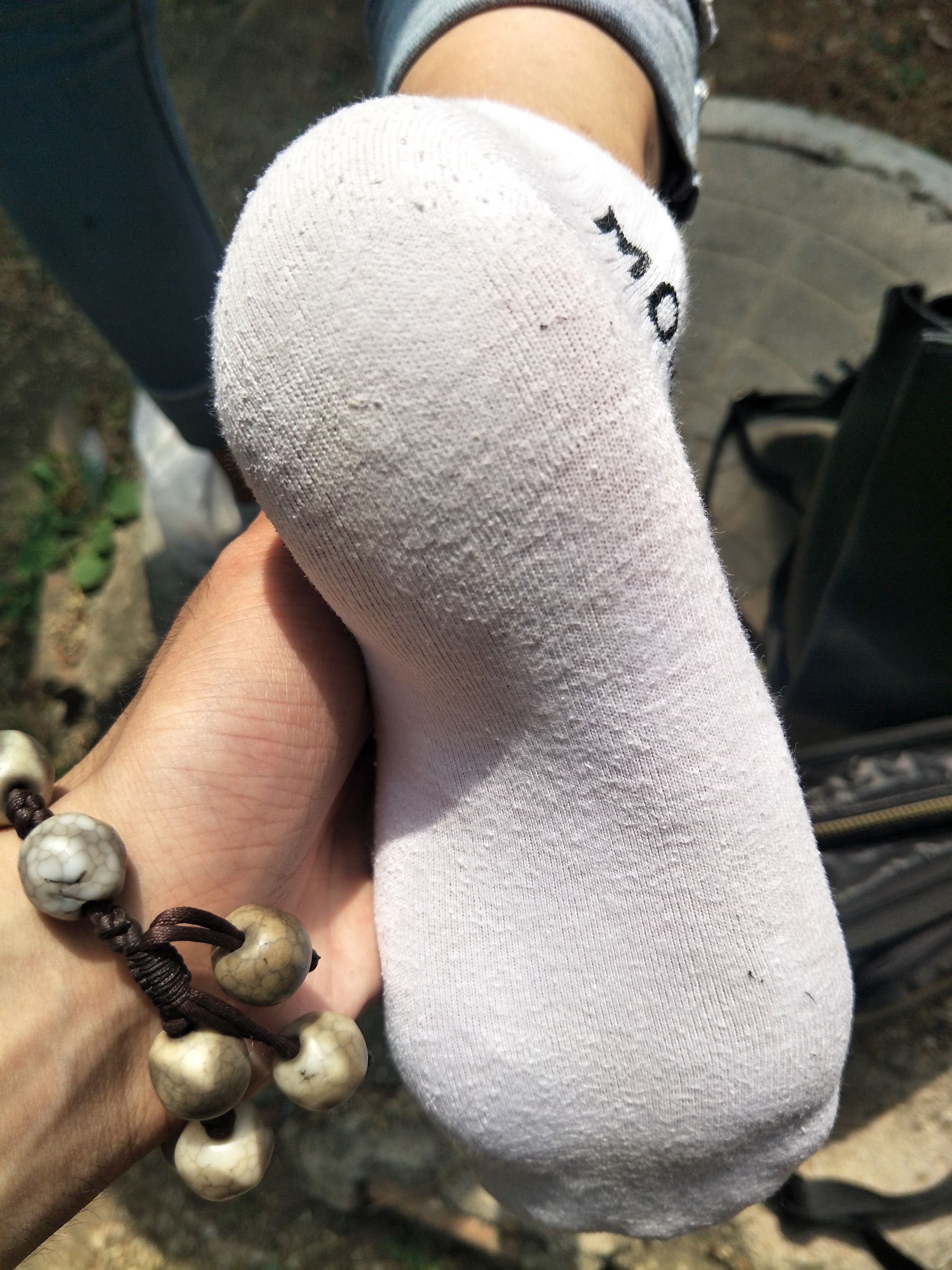 紧身堂妹约出换网袜/(234P)