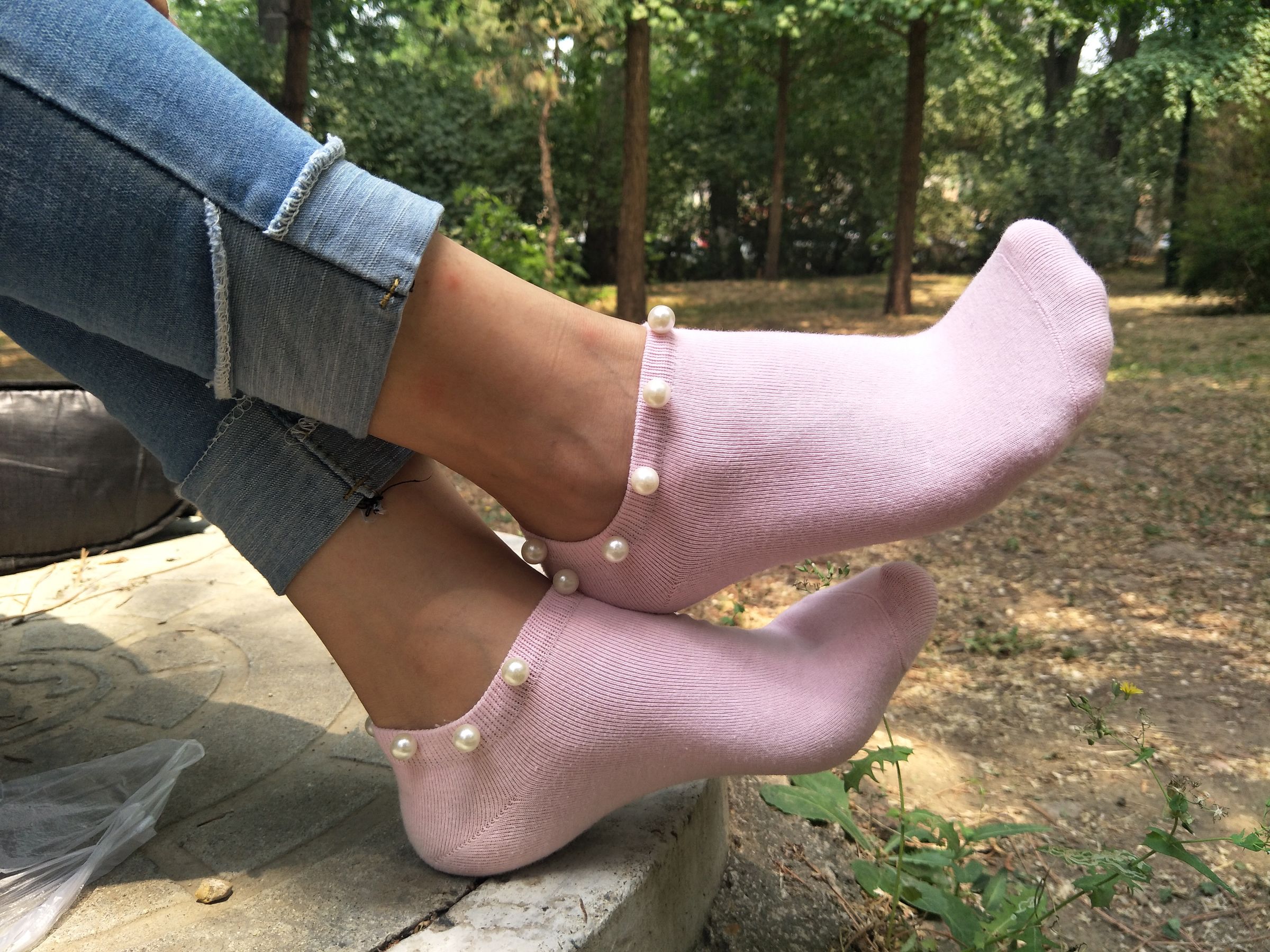 紧身堂妹约出换网袜/(234P)