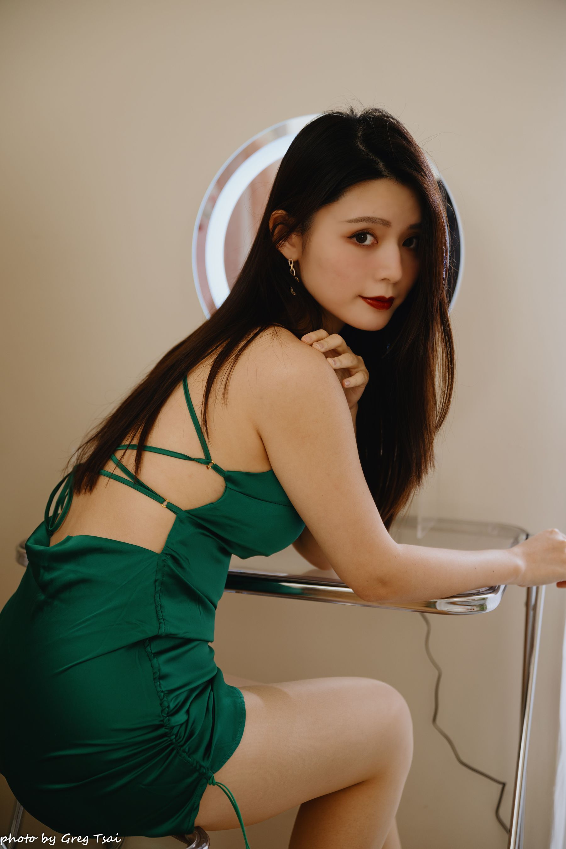 筱筱 - 绿色包臀裙/(64P)