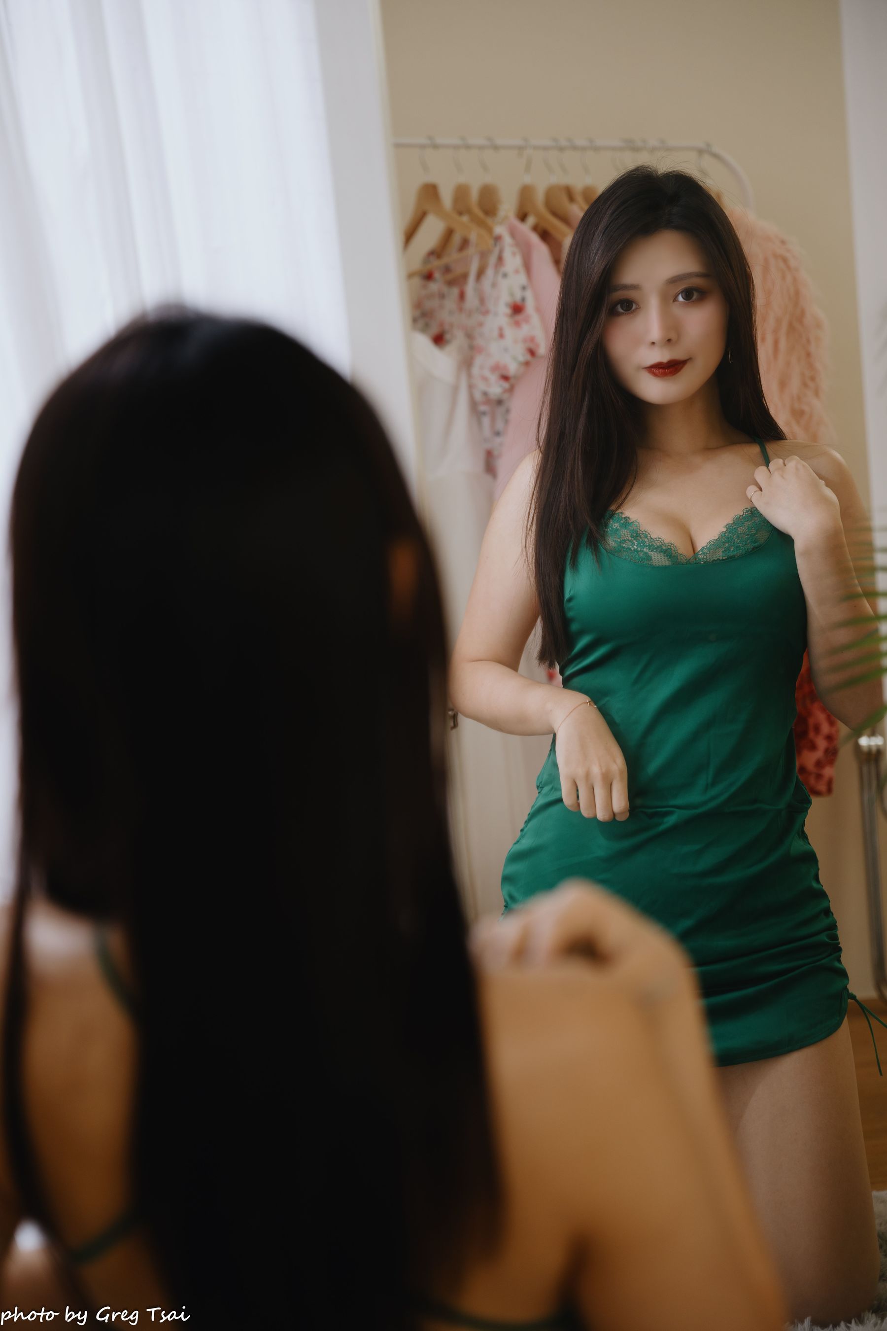 筱筱 - 绿色包臀裙/(64P)