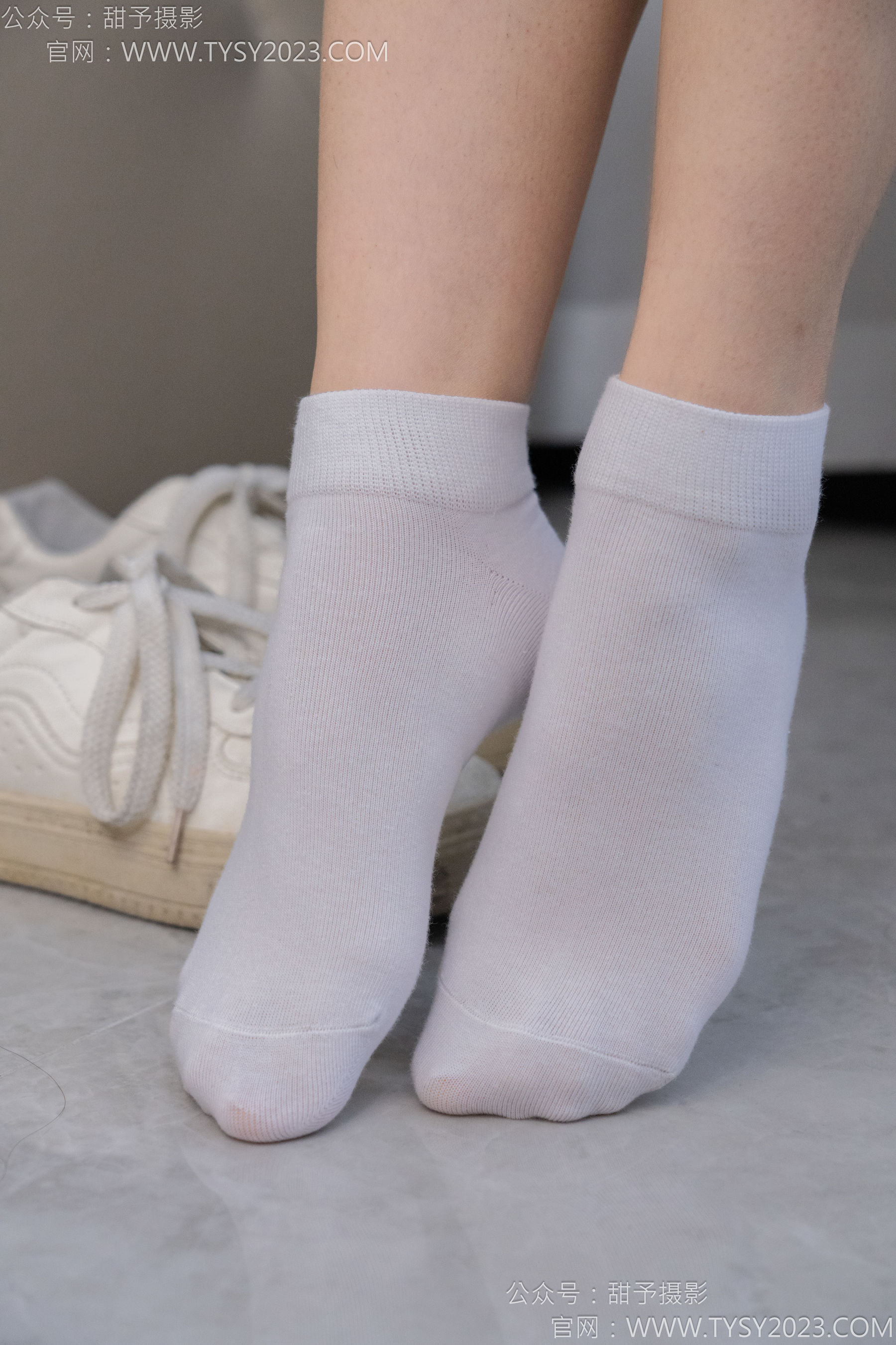 甜予摄影 No.126 诺诺 - 板鞋、白棉袜、裸足/(133P)