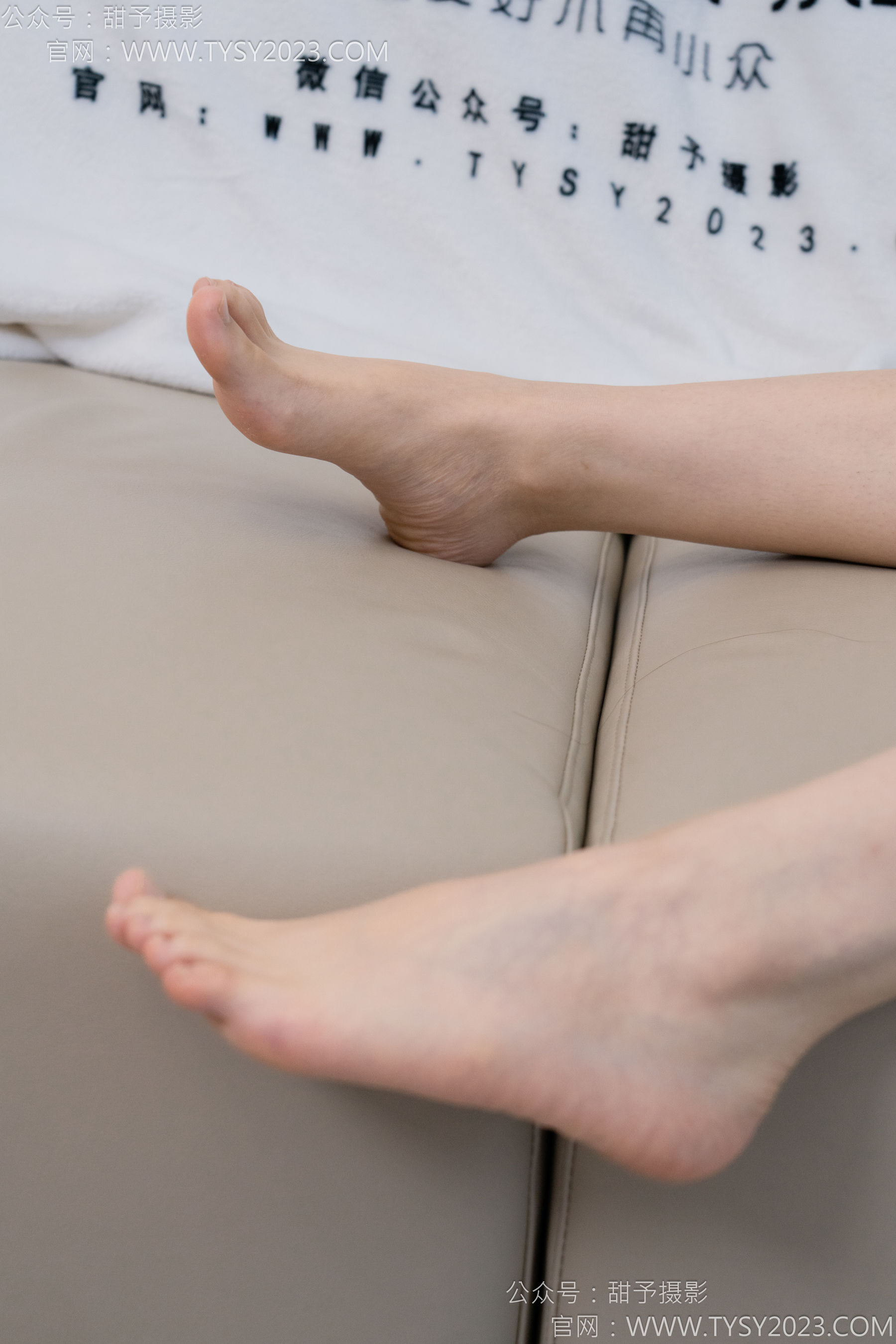 甜予摄影 No.126 诺诺 - 板鞋、白棉袜、裸足/(133P)