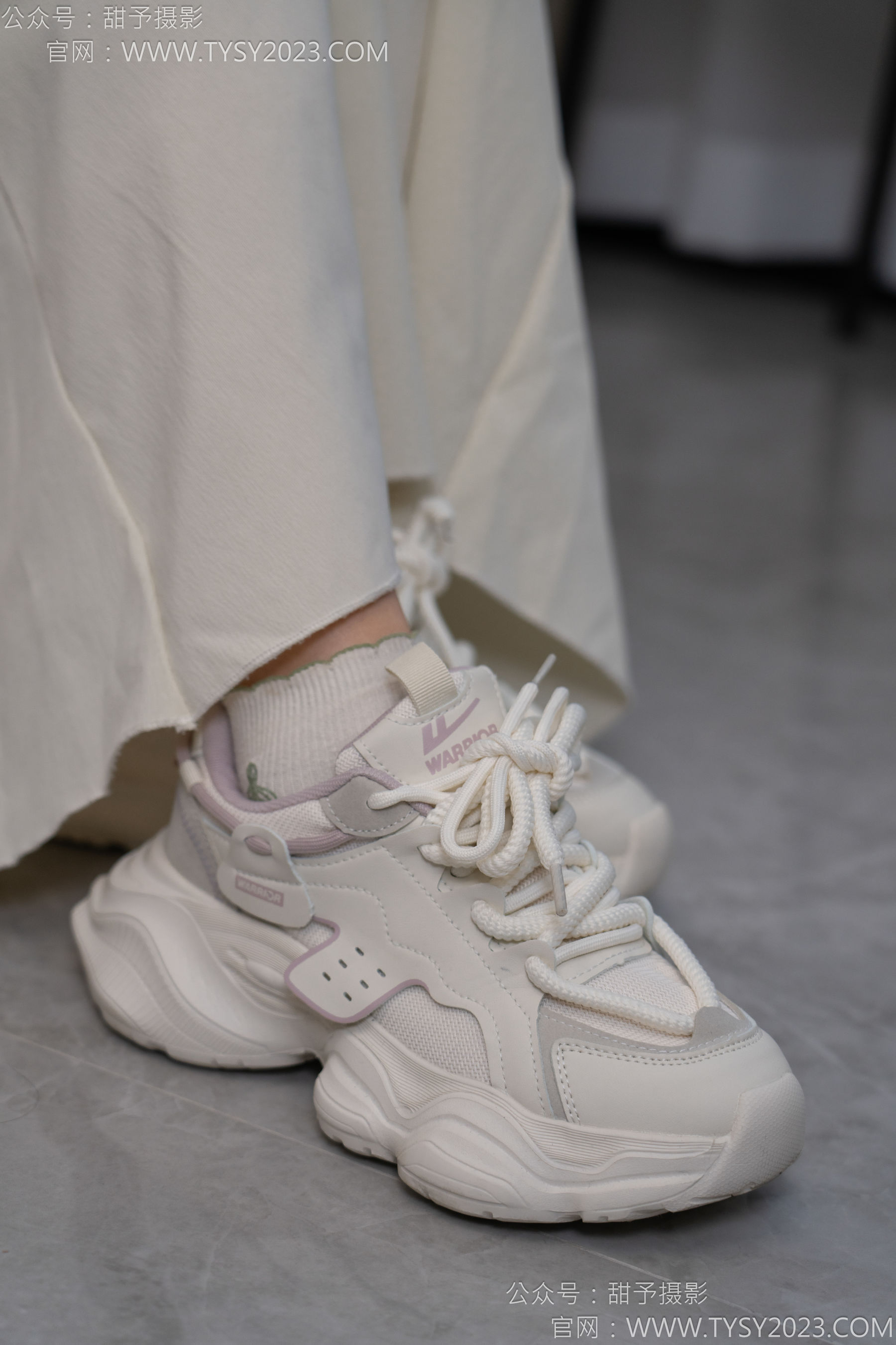 甜予摄影 No.125 丹丹 - 运动鞋、白棉袜、裸足/(139P)