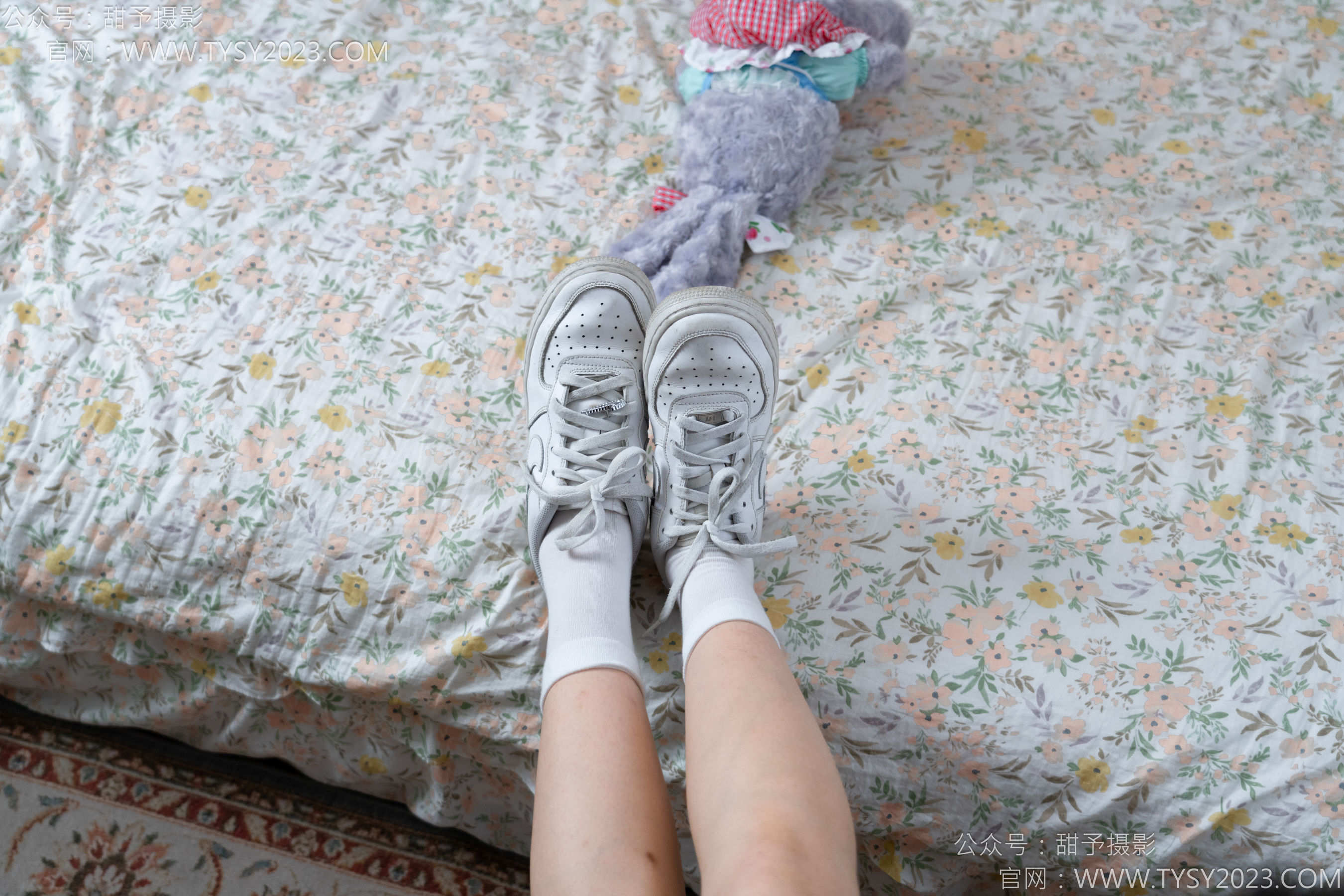 甜予摄影 No.138 土豆 - 板鞋、白棉袜、裸足/(136P)