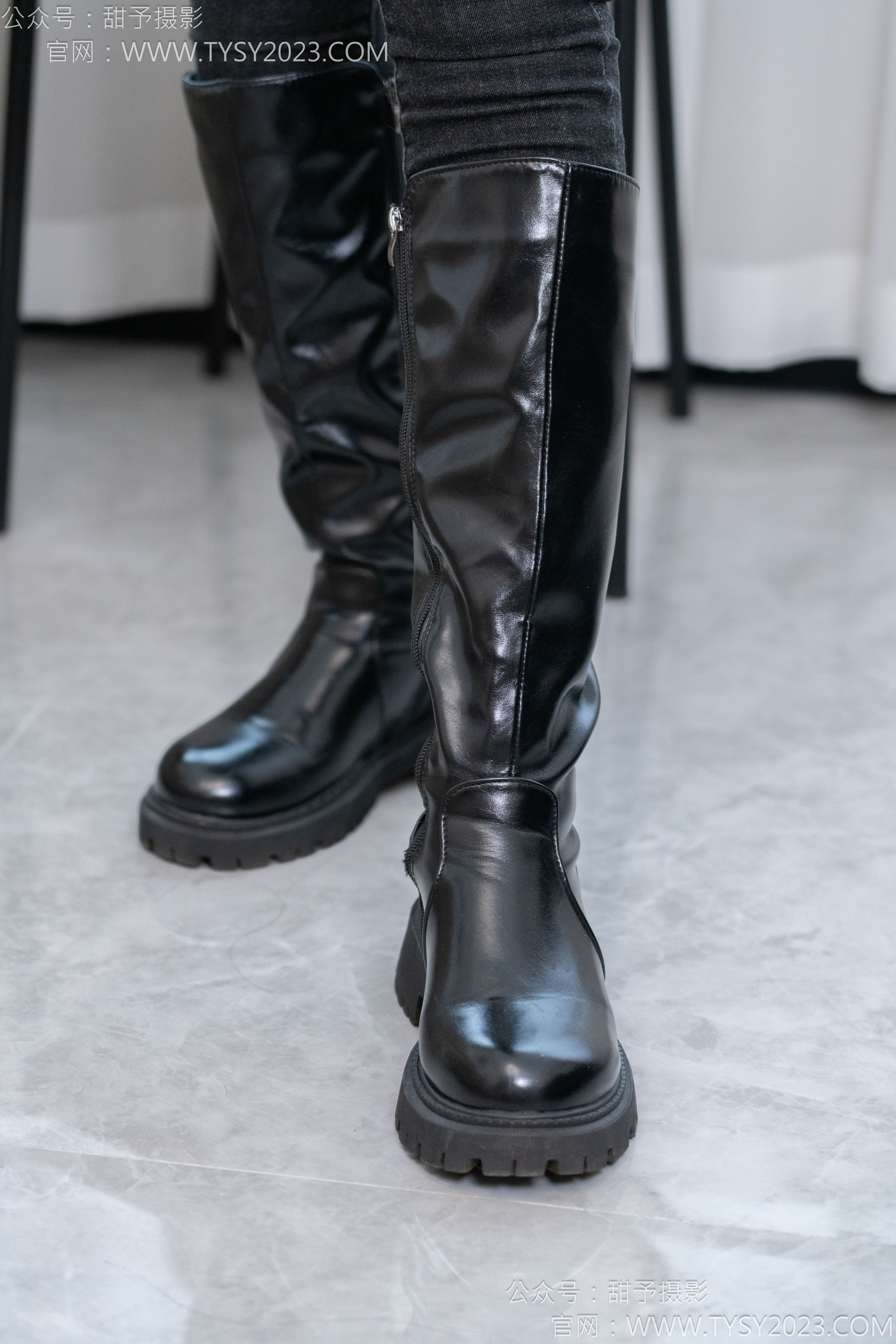 甜予摄影 No.133 梦梦 - 长靴、白棉袜、裸足/(135P)