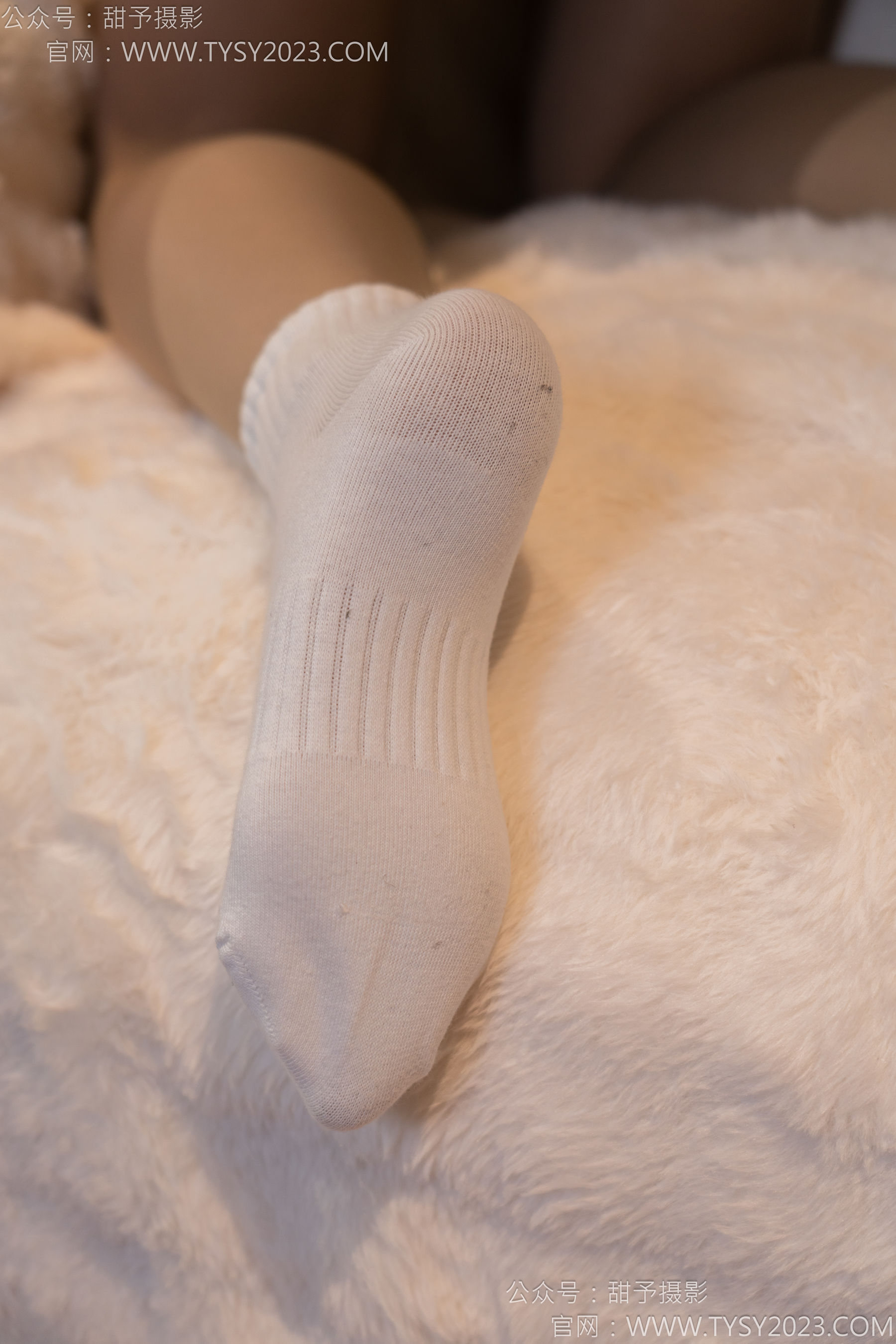 甜予摄影 No.131 璇璇 - 板鞋、白棉袜、薄肉丝/(131P)