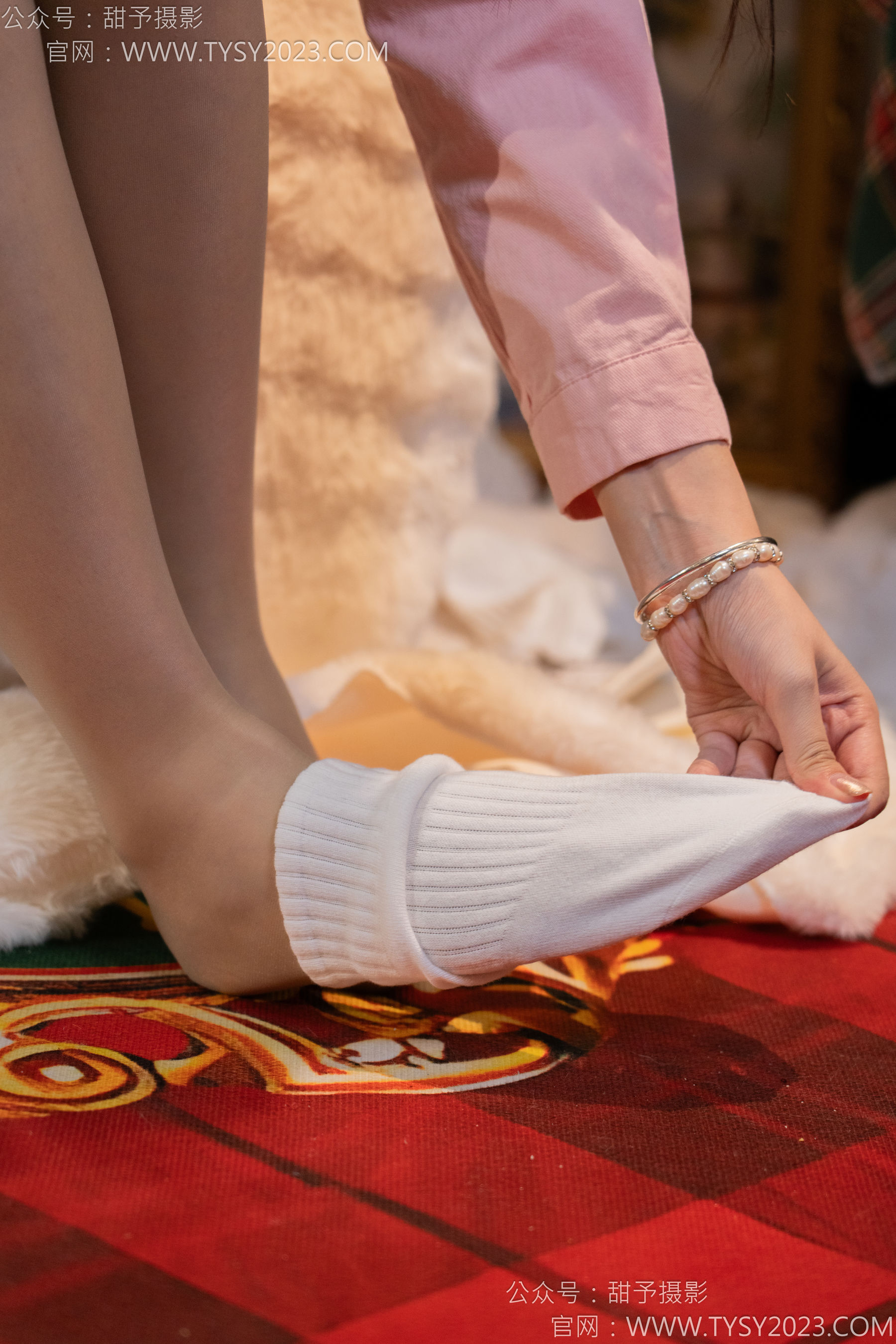 甜予摄影 No.131 璇璇 - 板鞋、白棉袜、薄肉丝/(131P)