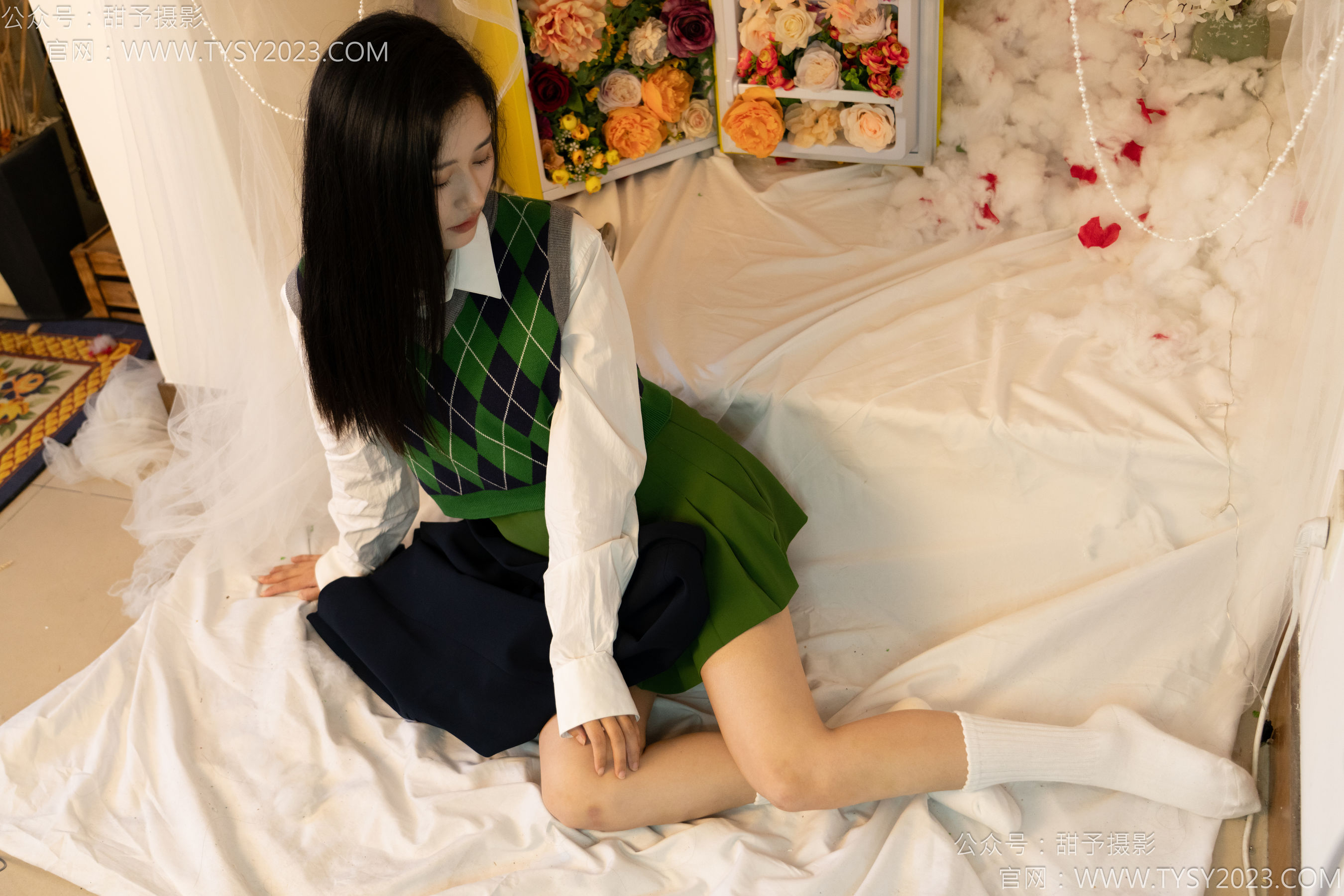 甜予摄影 NO.139 澜澜 - 皮鞋、白棉袜、裸足/(116P)