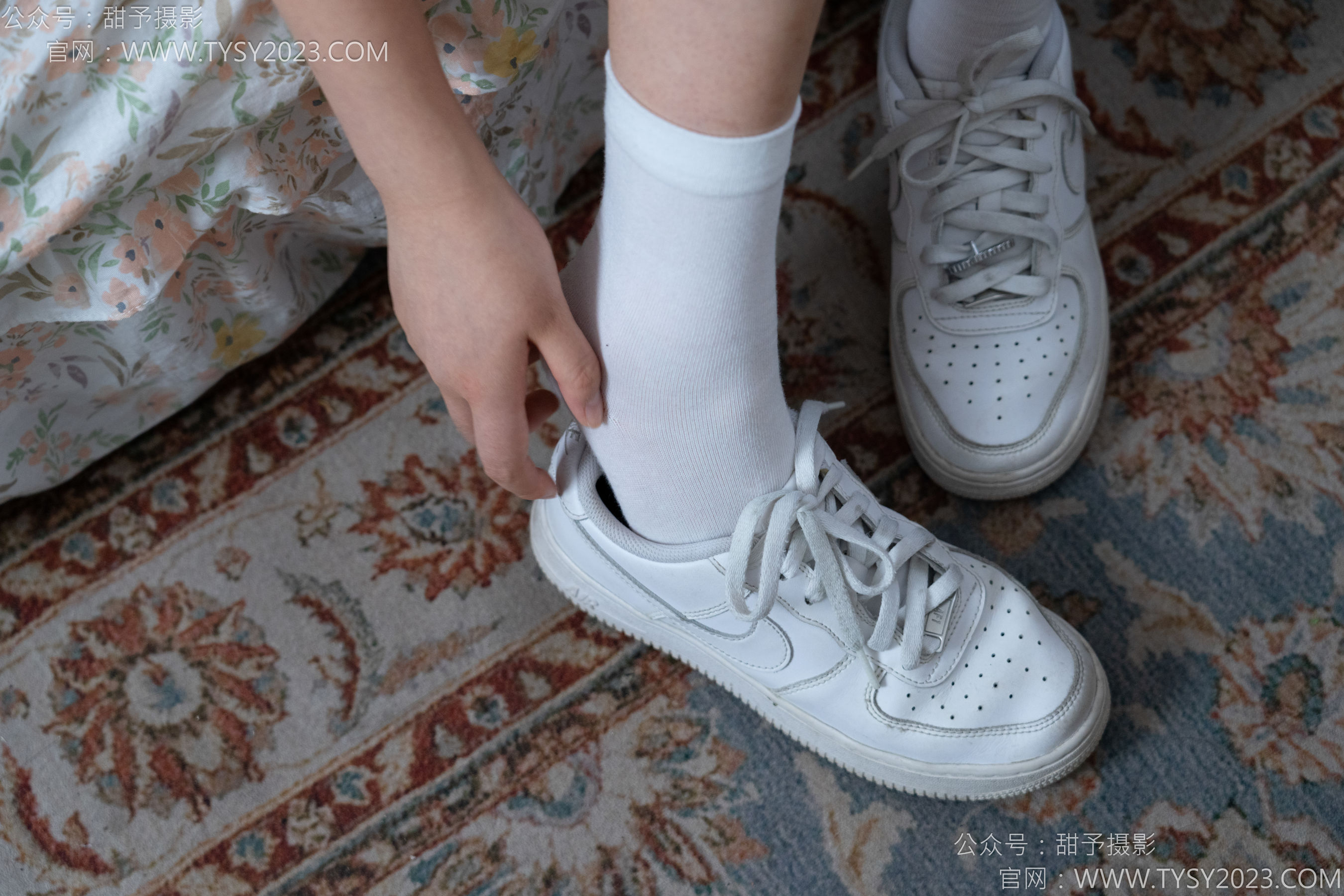 甜予摄影 No.138 土豆 - 板鞋、白棉袜、裸足/(136P)