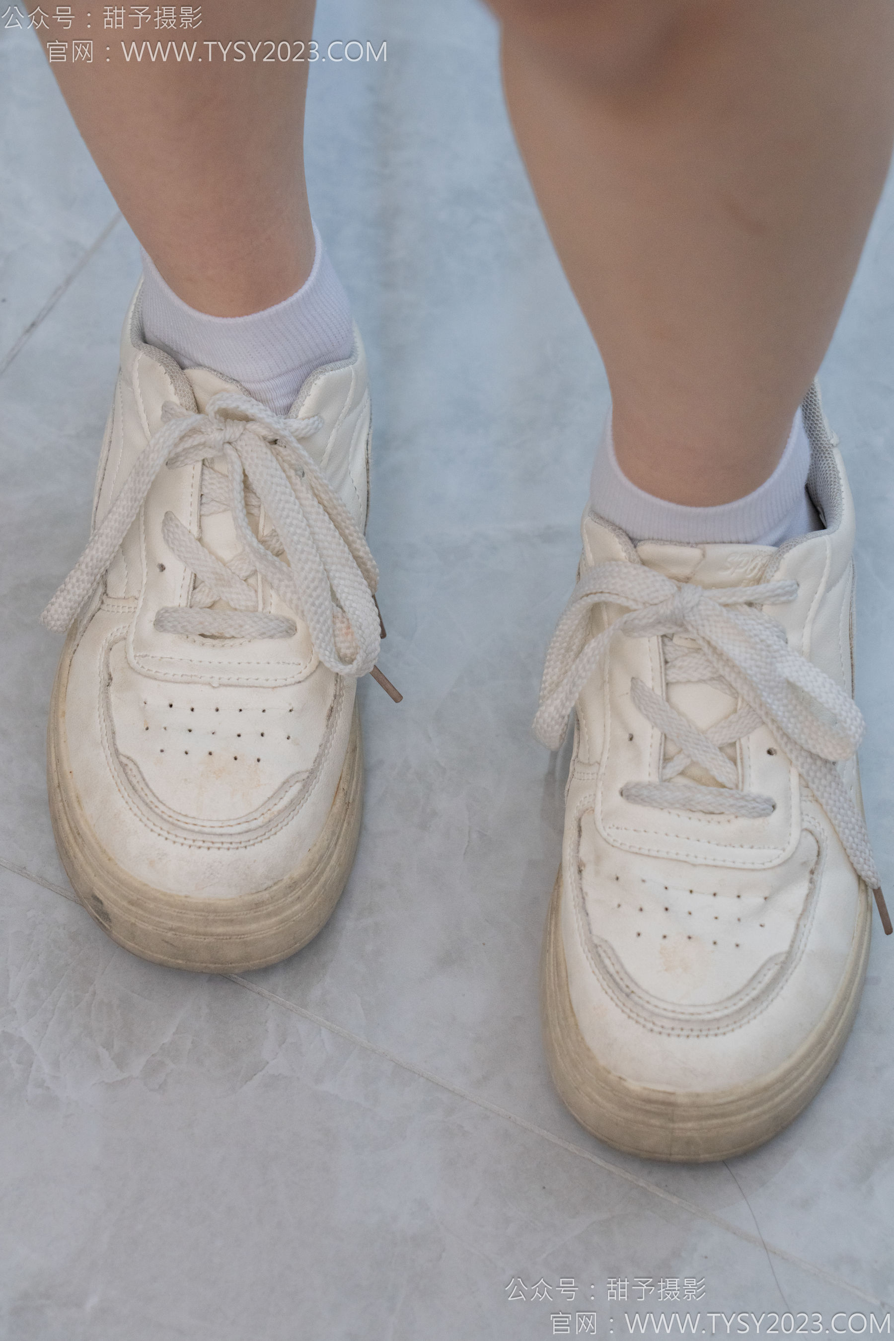 甜予摄影 No.126 诺诺 - 板鞋、白棉袜、裸足/(133P)