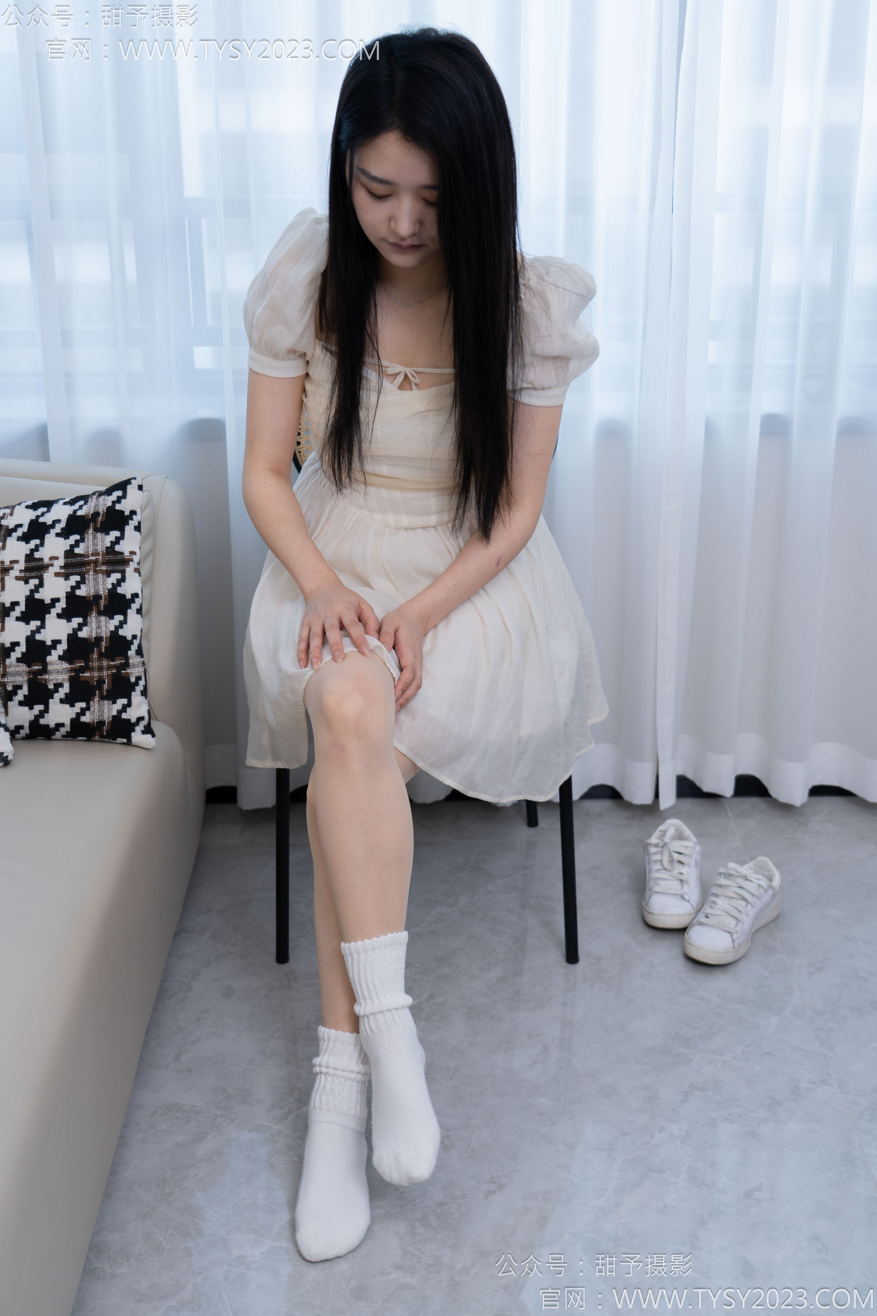 甜予摄影 No.137 澜澜 - 板鞋、白棉袜、薄肉丝/(140P)