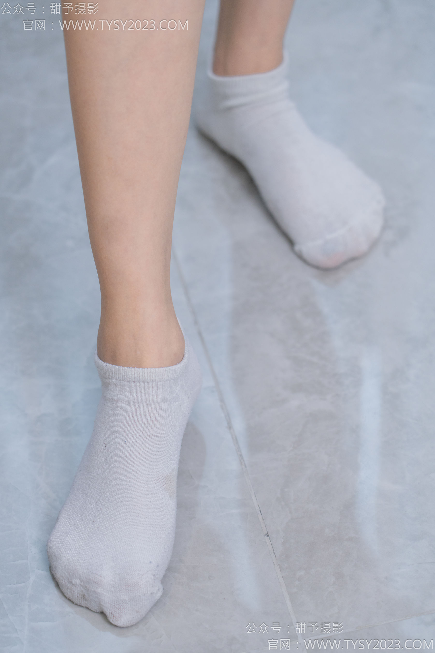 甜予摄影 No.130 澜澜 - 皮鞋、白棉袜、裸足、掉袜子剧情/(130P)