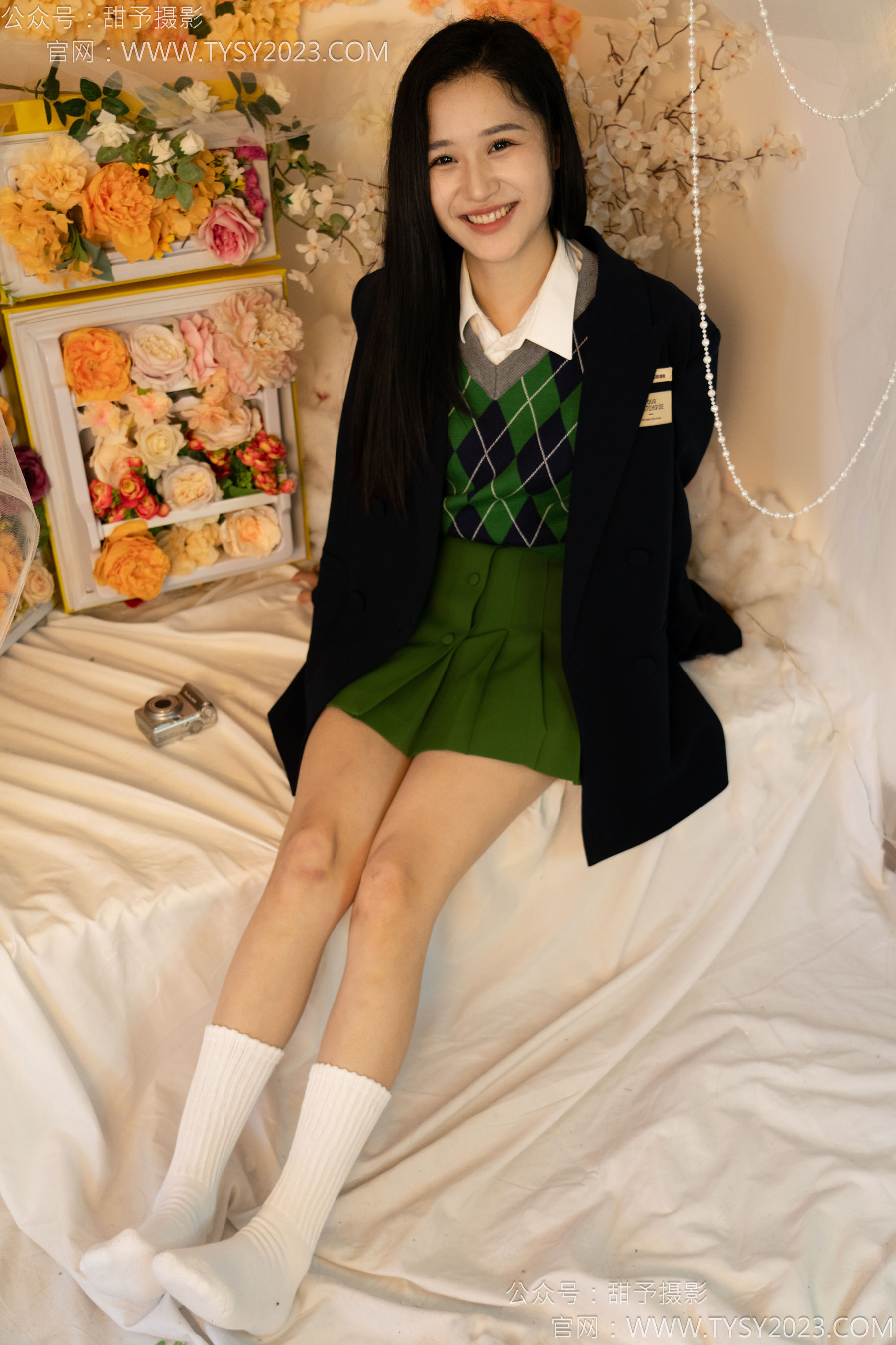 甜予摄影 NO.139 澜澜 - 皮鞋、白棉袜、裸足/(116P)