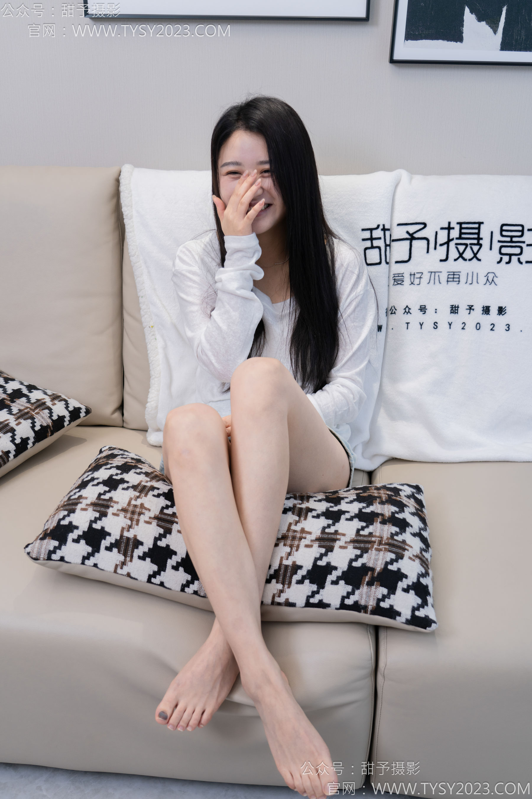 甜予摄影 No.130 澜澜 - 皮鞋、白棉袜、裸足、掉袜子剧情/(130P)