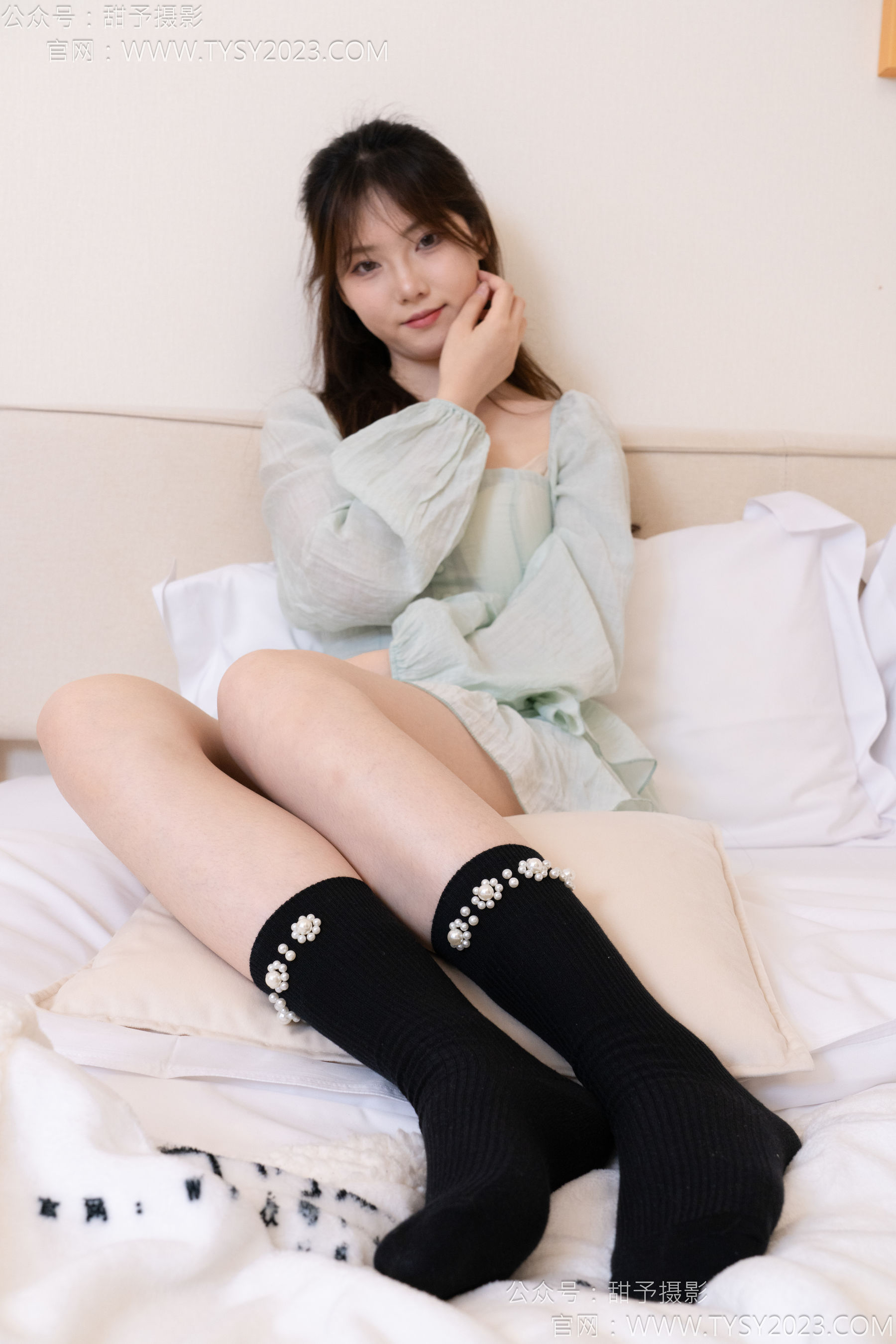甜予摄影 No.136 璇璇 - 板鞋、黑棉袜/(203P)