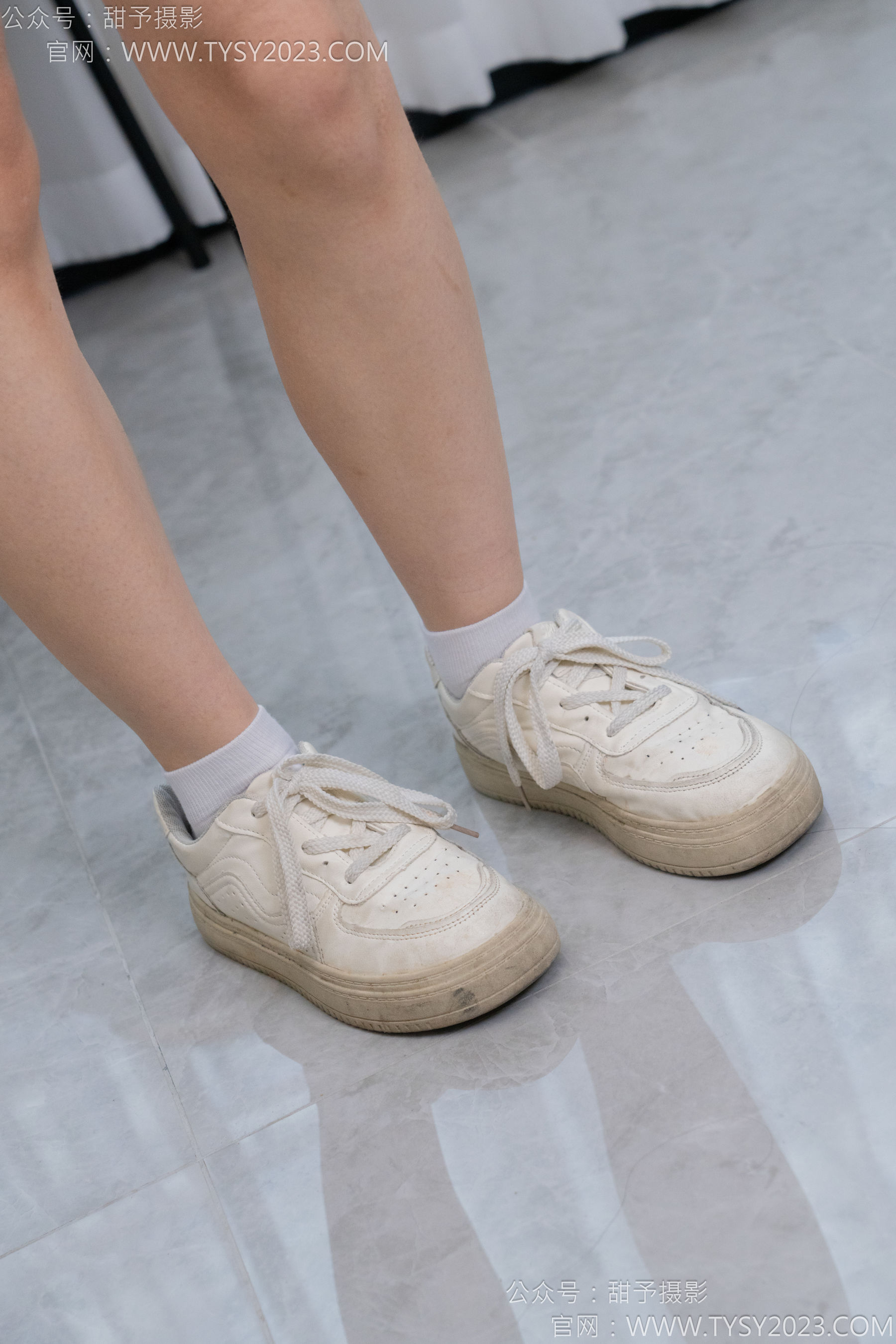 甜予摄影 No.126 诺诺 - 板鞋、白棉袜、裸足/(133P)