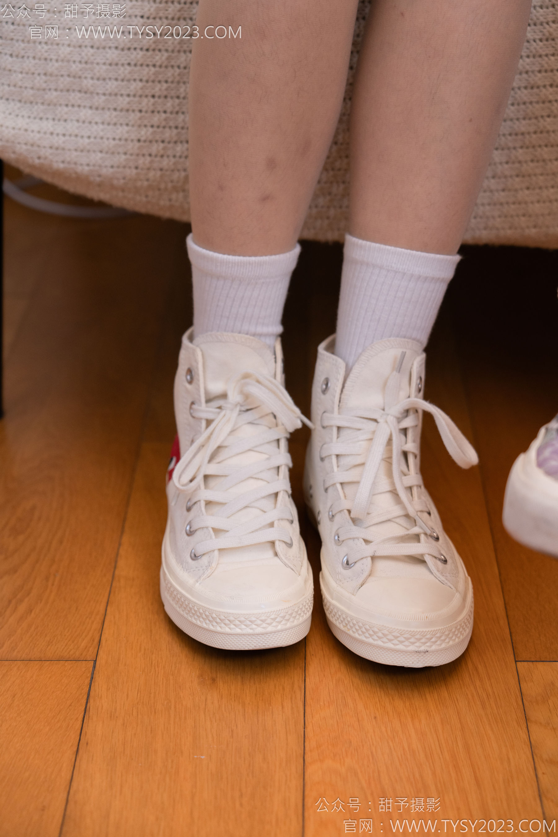 甜予摄影 No.140 思思&双人 - 板鞋、白棉袜、肉丝/(130P)