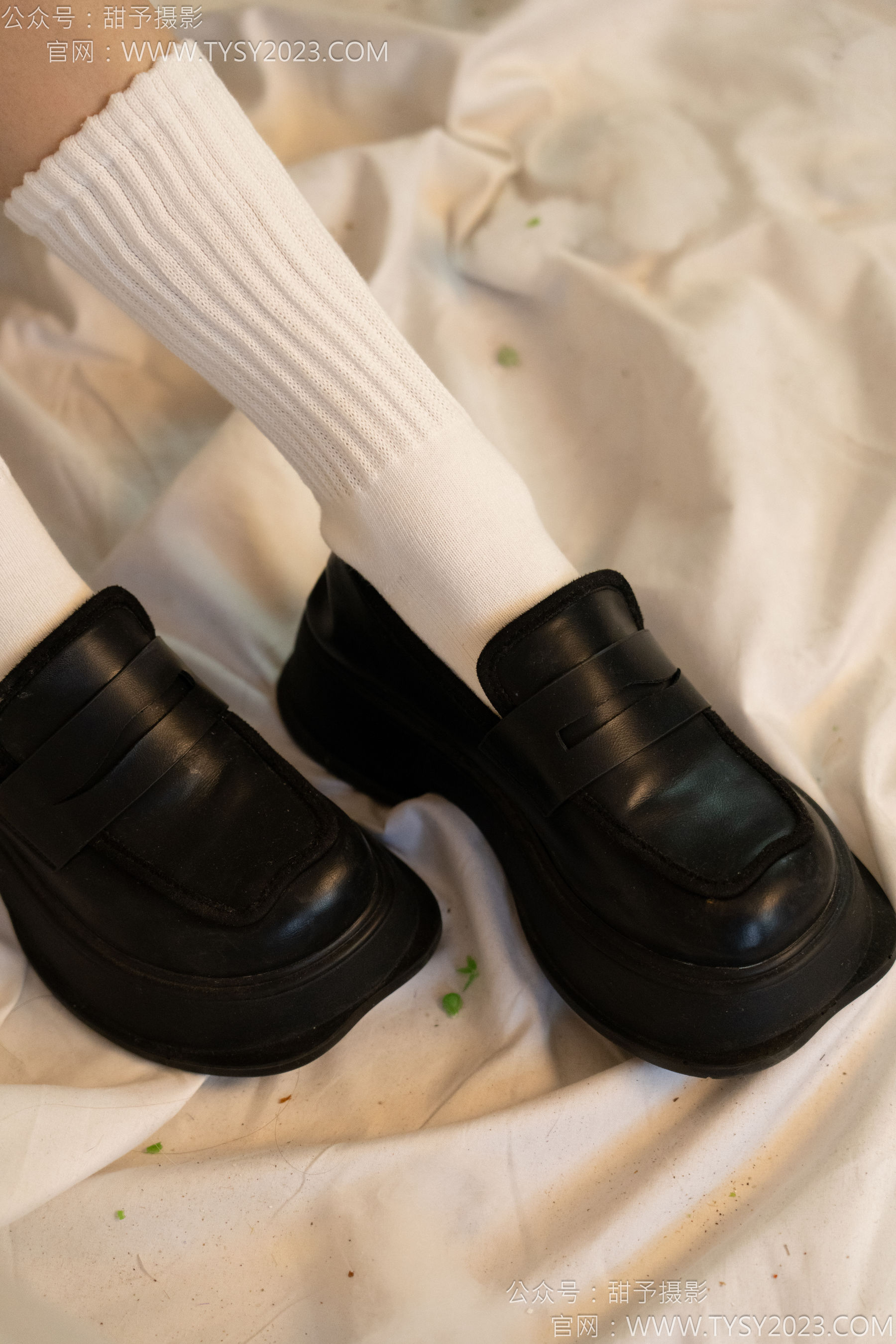 甜予摄影 NO.139 澜澜 - 皮鞋、白棉袜、裸足/(116P)