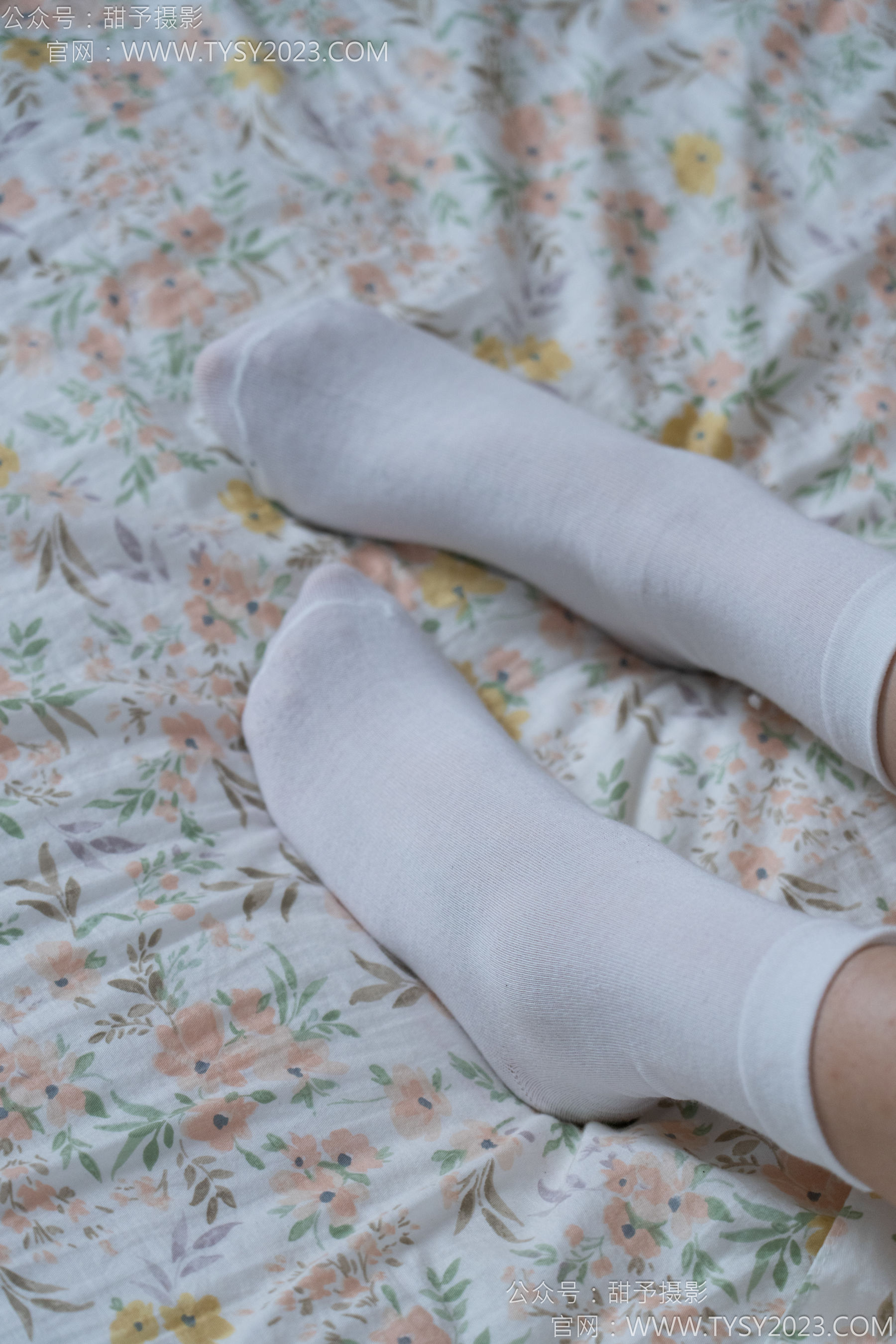 甜予摄影 No.138 土豆 - 板鞋、白棉袜、裸足/(136P)