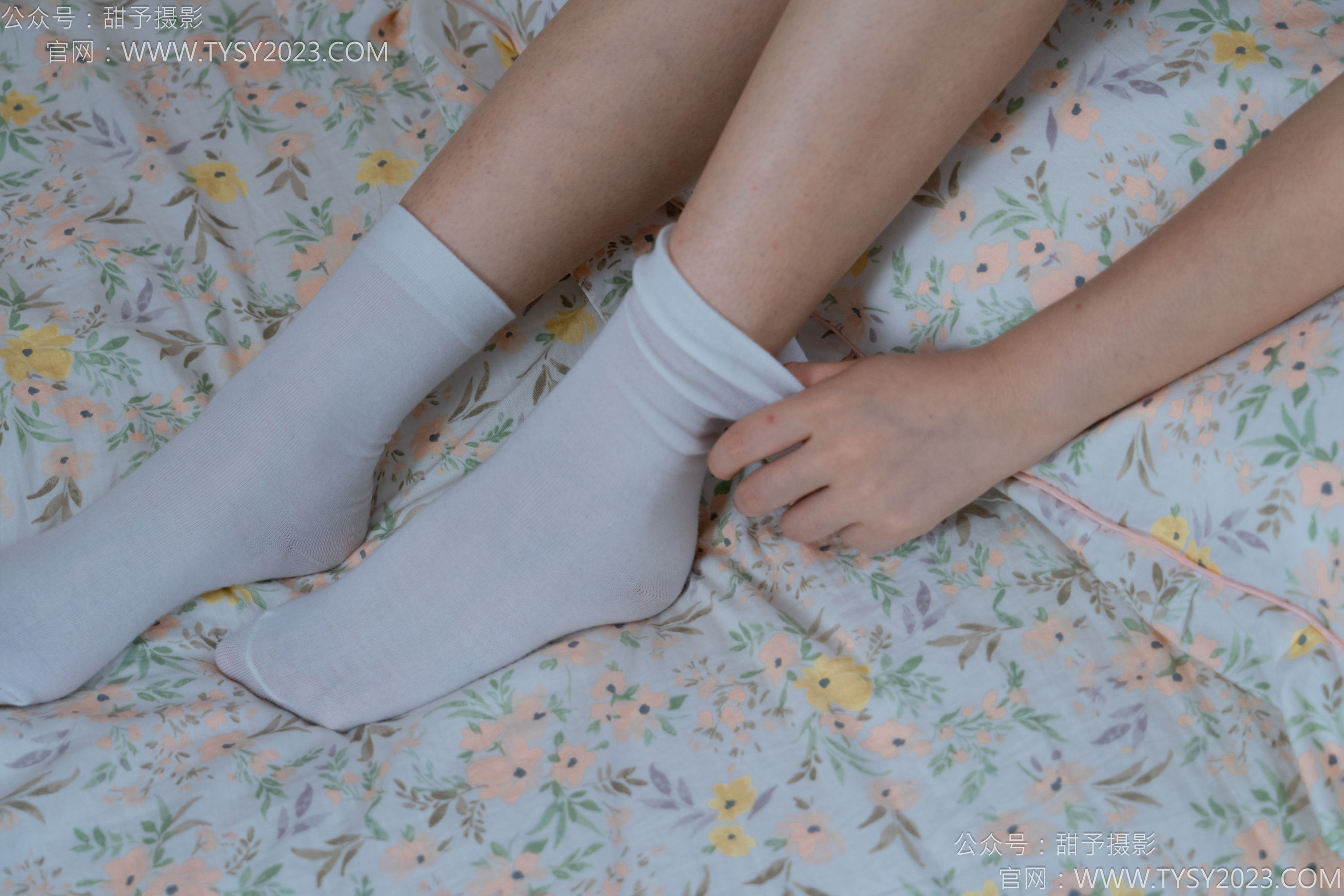 甜予摄影 No.138 土豆 - 板鞋、白棉袜、裸足/(136P)
