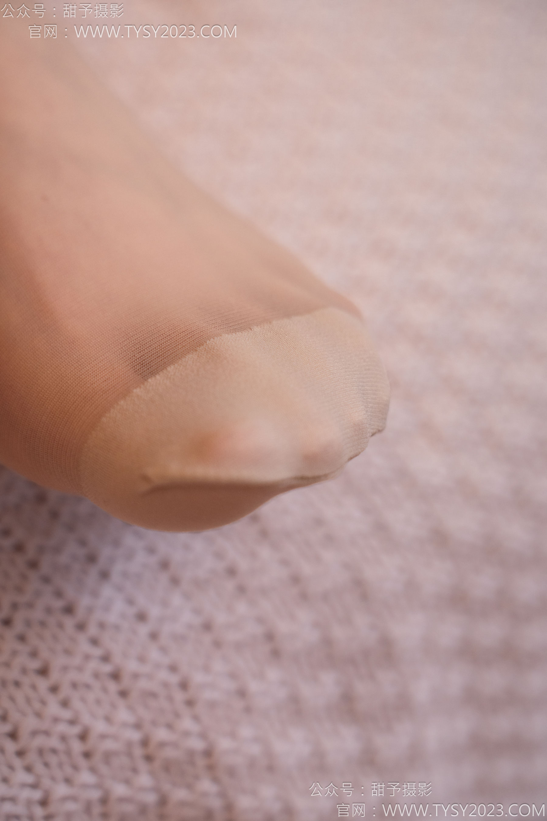 甜予摄影 No.140 思思&双人 - 板鞋、白棉袜、肉丝/(130P)