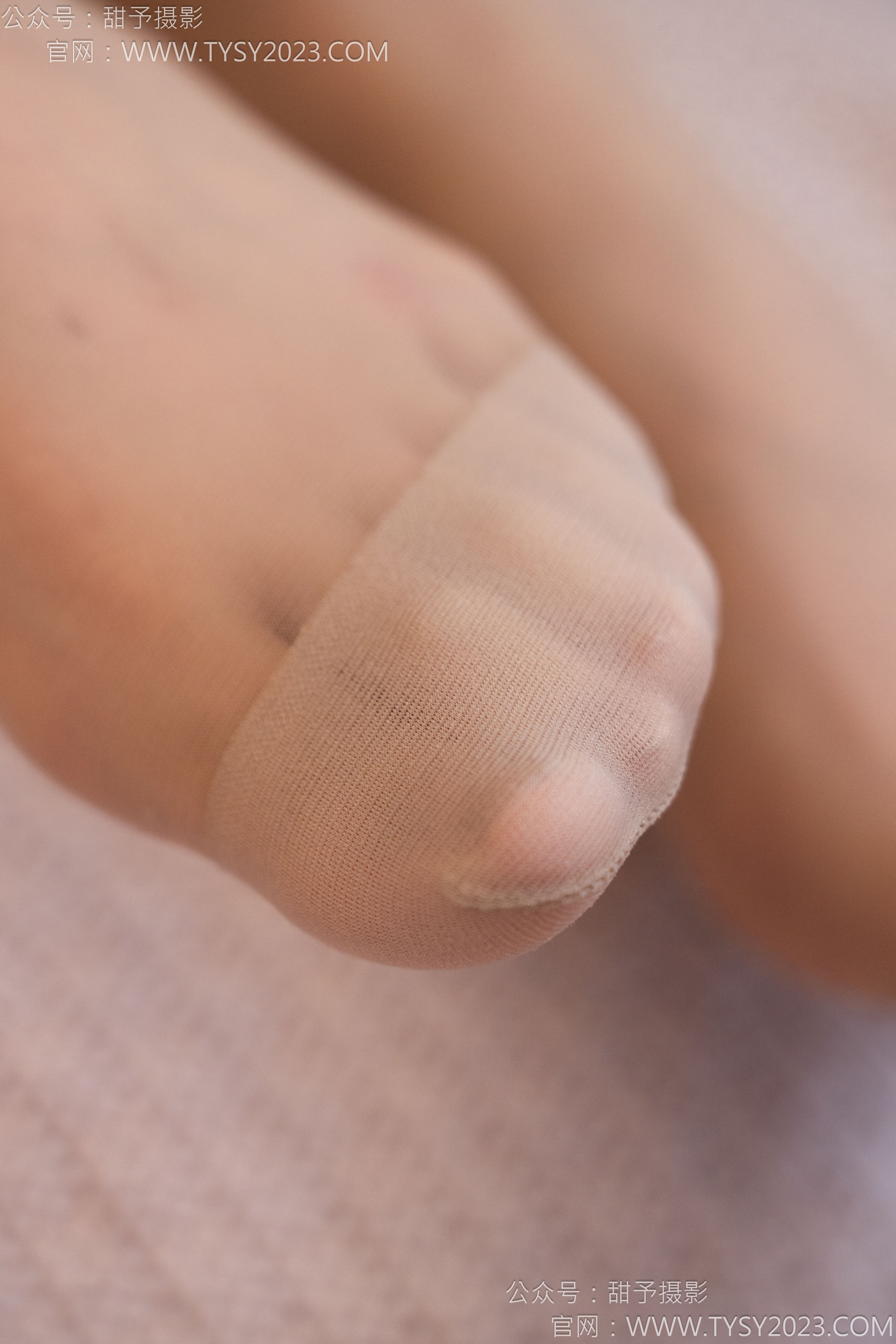 甜予摄影 No.140 思思&双人 - 板鞋、白棉袜、肉丝/(130P)