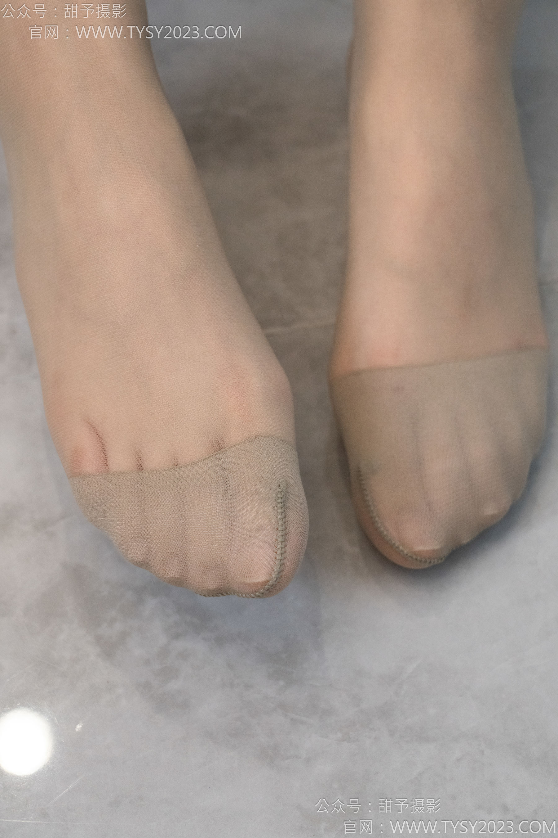 甜予摄影 No.134 璇璇思思 - 高跟鞋、薄白丝、薄灰丝/(132P)