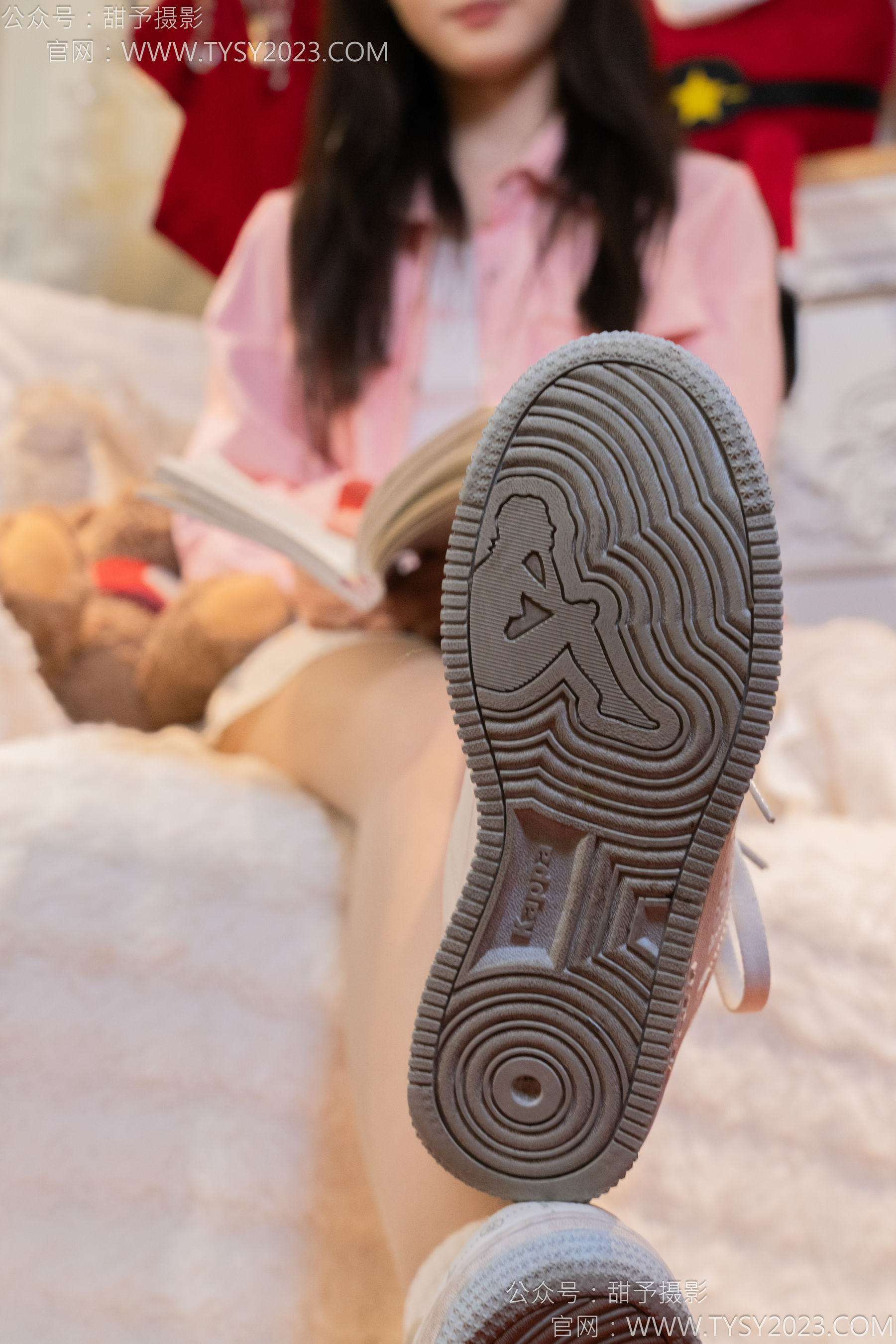 甜予摄影 No.131 璇璇 - 板鞋、白棉袜、薄肉丝/(131P)
