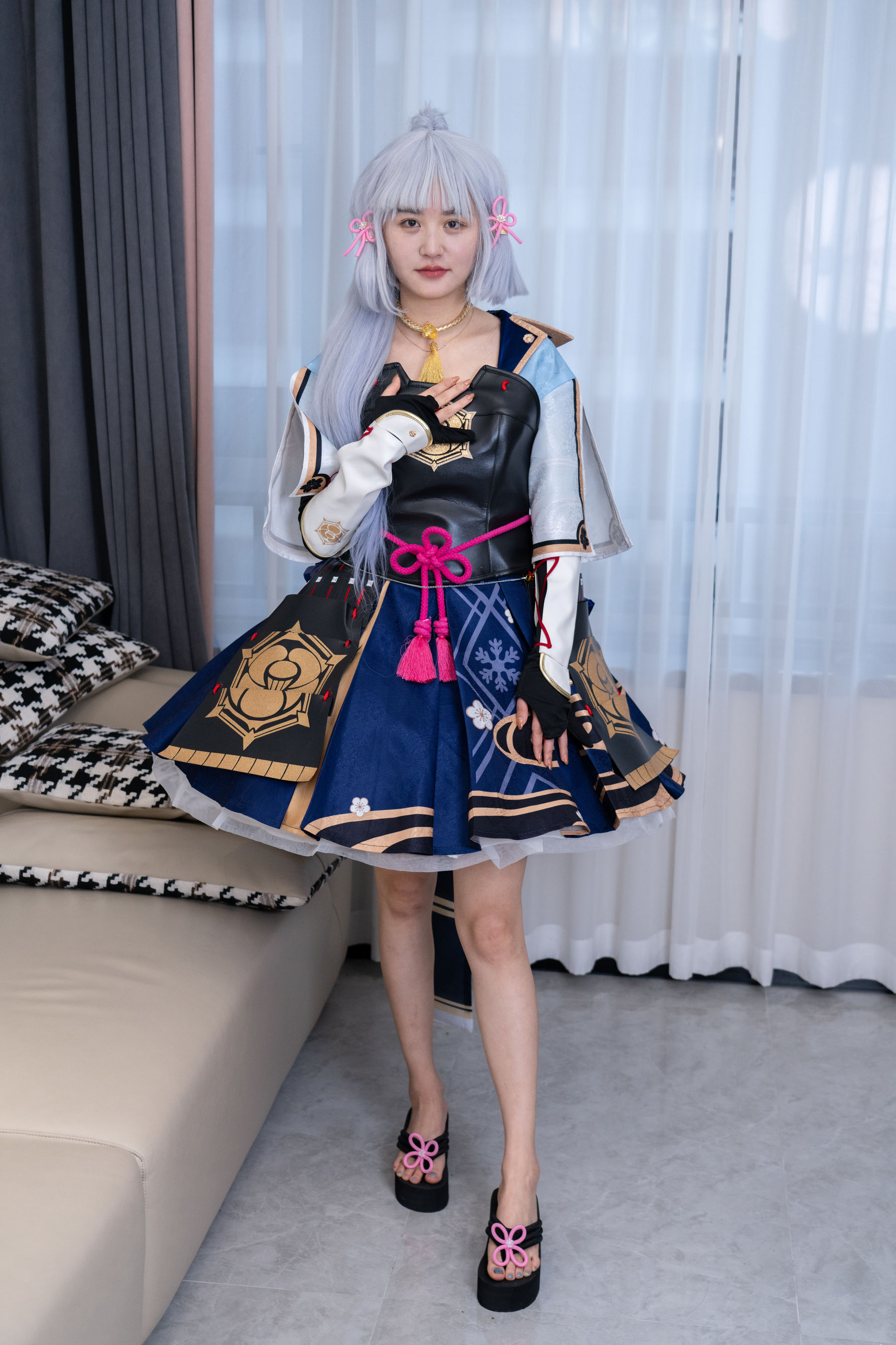 甜予摄影 No.141 澜澜 - cos服人字拖、白丝、裸足、挠脚心剧情/(134P)