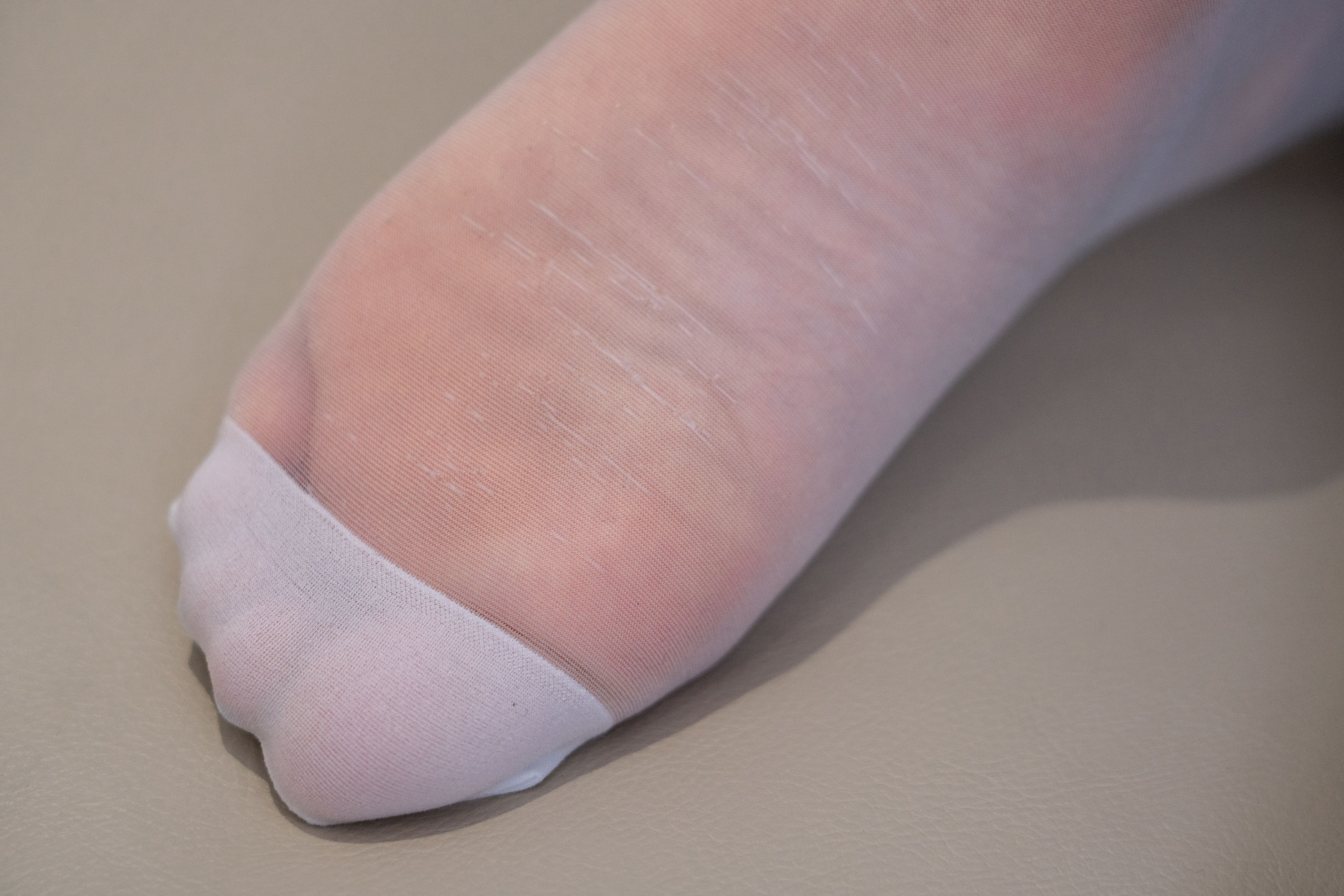 甜予摄影 No.141 澜澜 - cos服人字拖、白丝、裸足、挠脚心剧情/(134P)