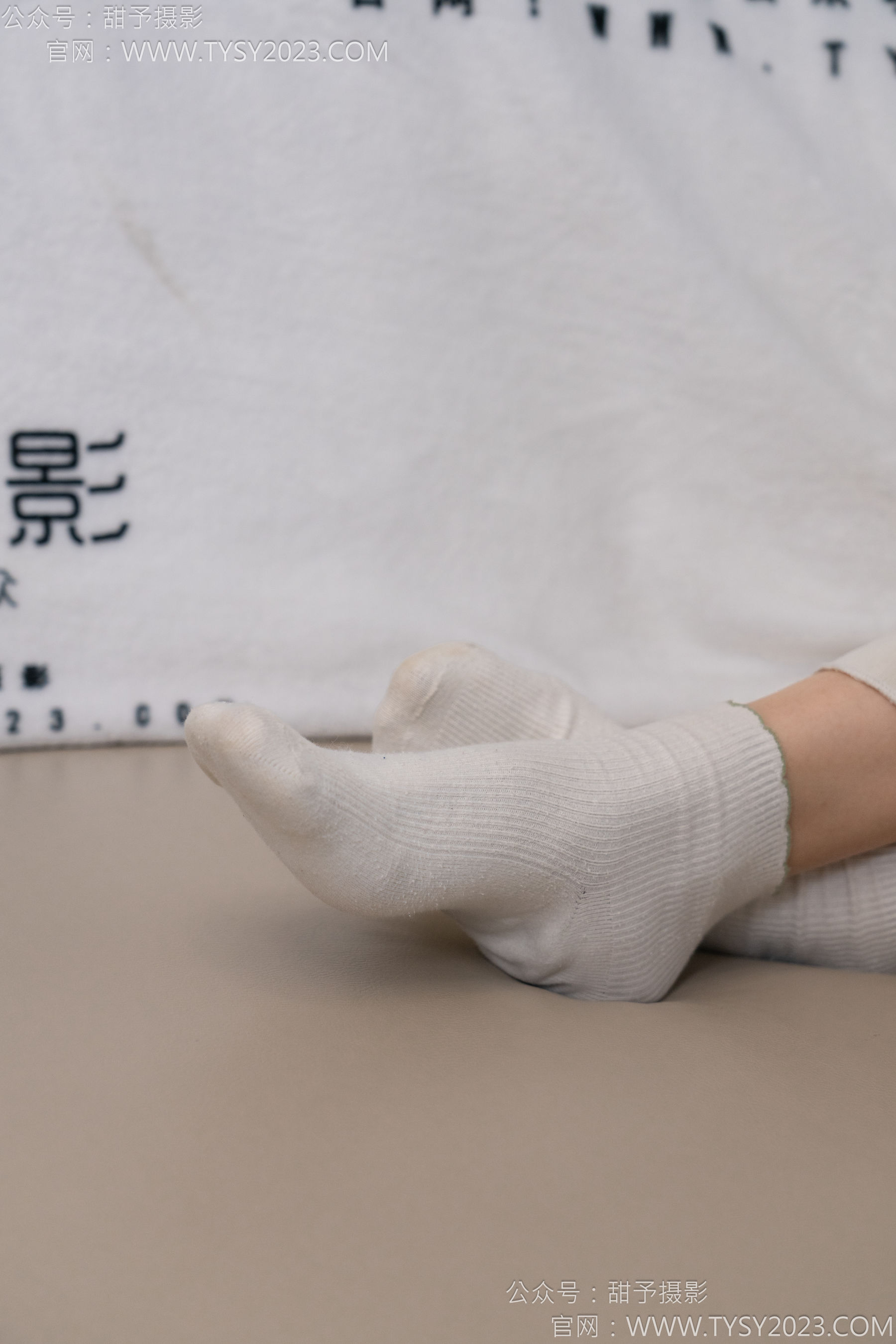 甜予摄影 No.125 丹丹 - 运动鞋、白棉袜、裸足/(139P)