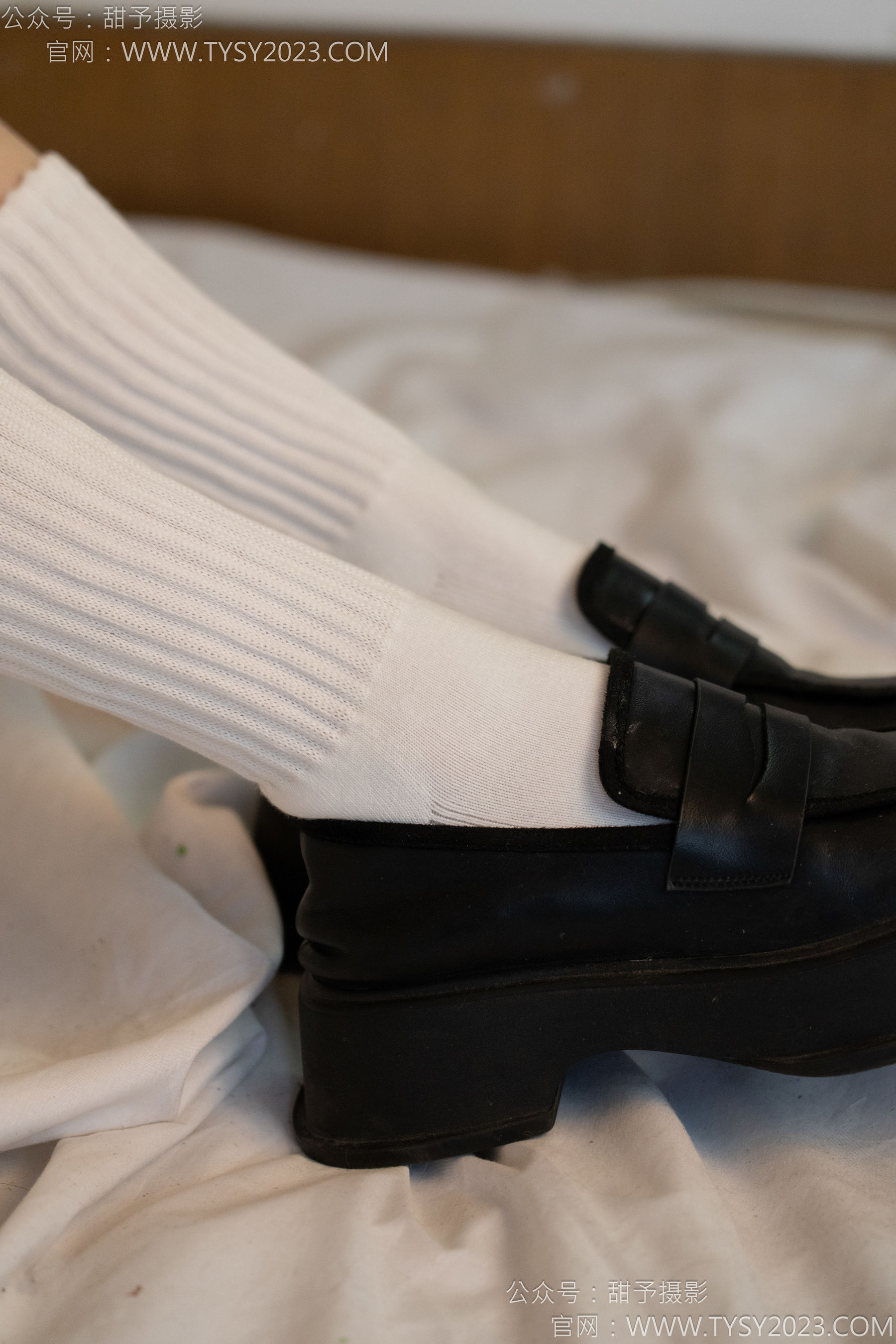 甜予摄影 NO.139 澜澜 - 皮鞋、白棉袜、裸足/(116P)