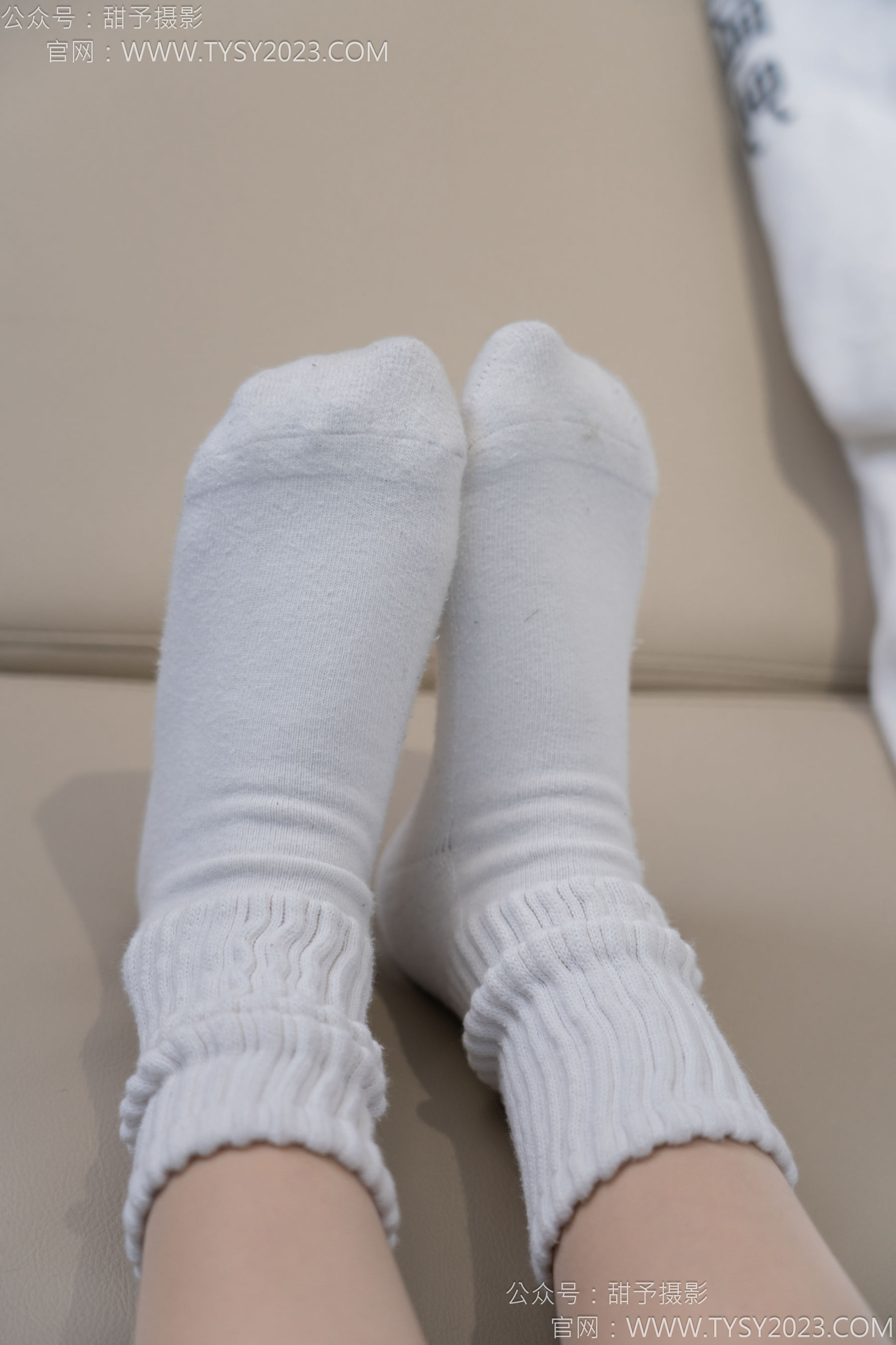 甜予摄影 No.137 澜澜 - 板鞋、白棉袜、薄肉丝/(140P)