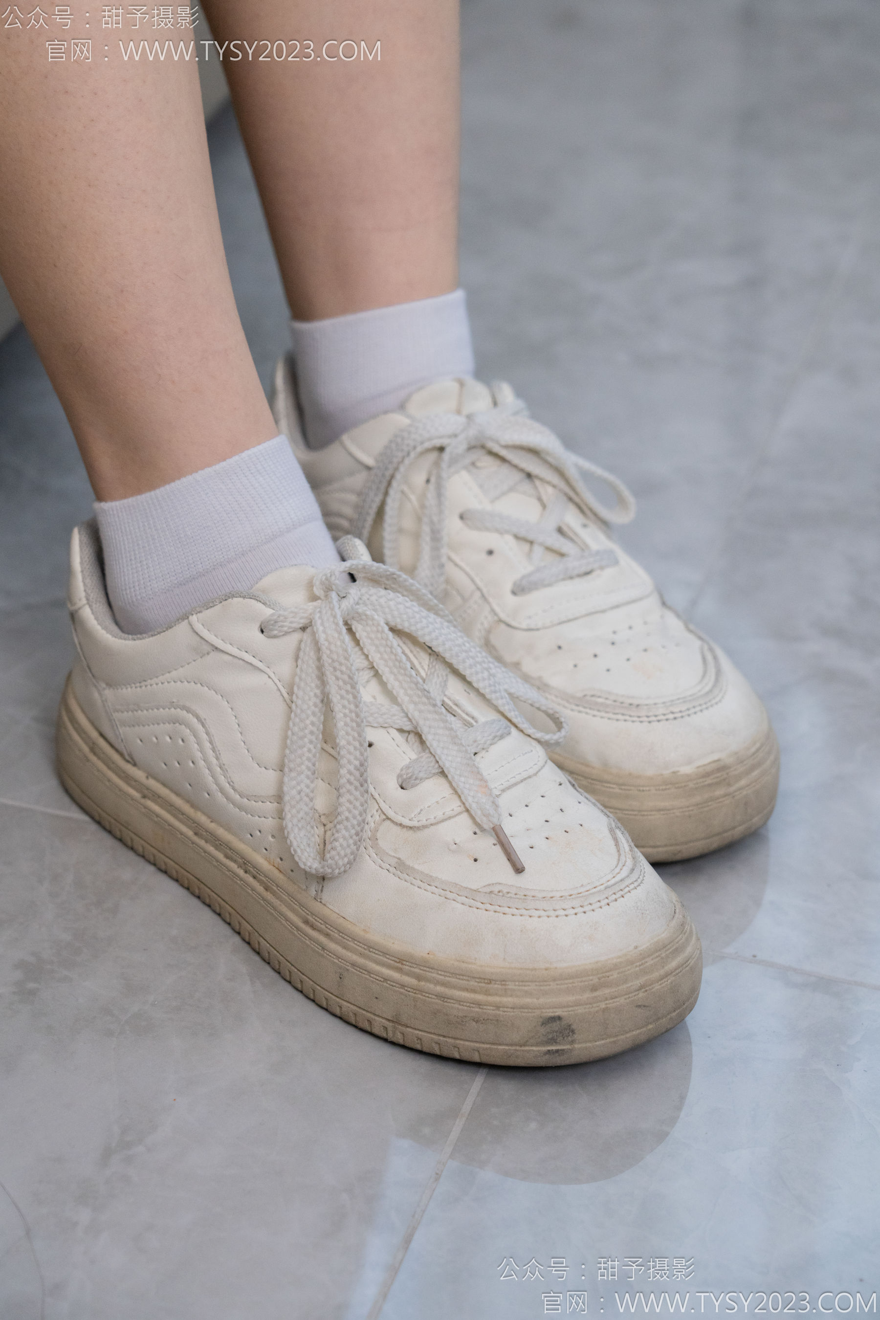 甜予摄影 No.126 诺诺 - 板鞋、白棉袜、裸足/(133P)