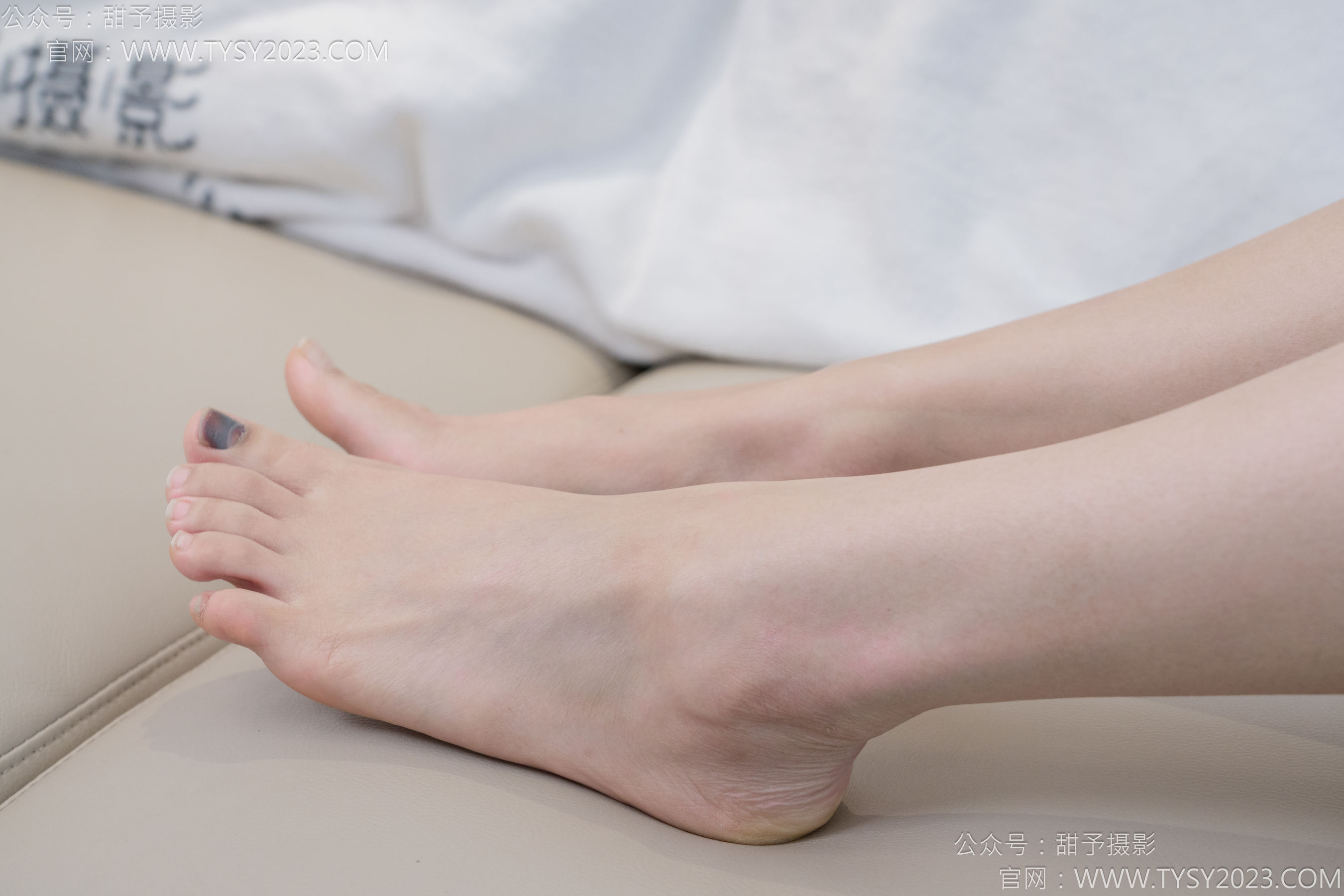 甜予摄影 No.130 澜澜 - 皮鞋、白棉袜、裸足、掉袜子剧情/(130P)