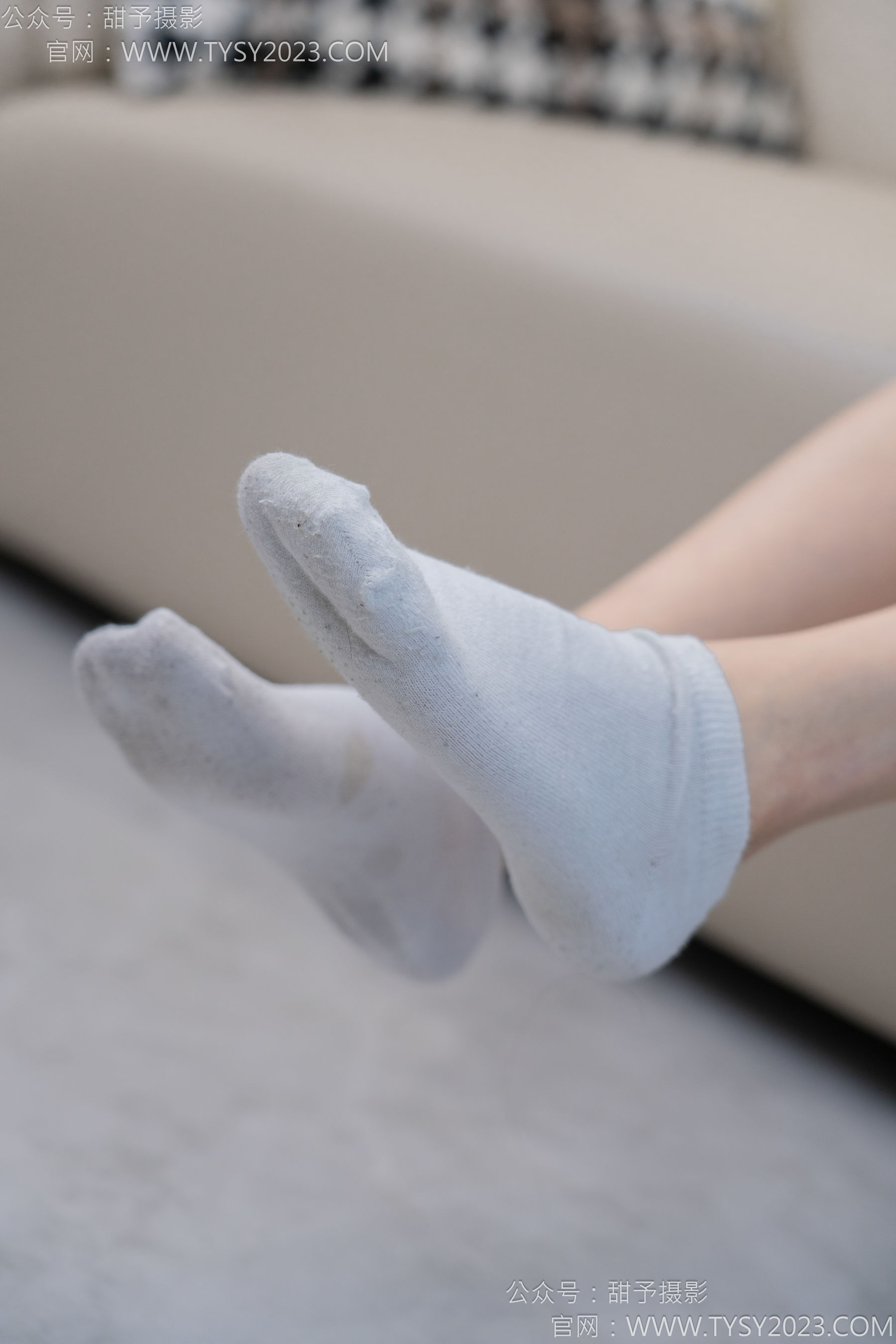 甜予摄影 No.130 澜澜 - 皮鞋、白棉袜、裸足、掉袜子剧情/(130P)