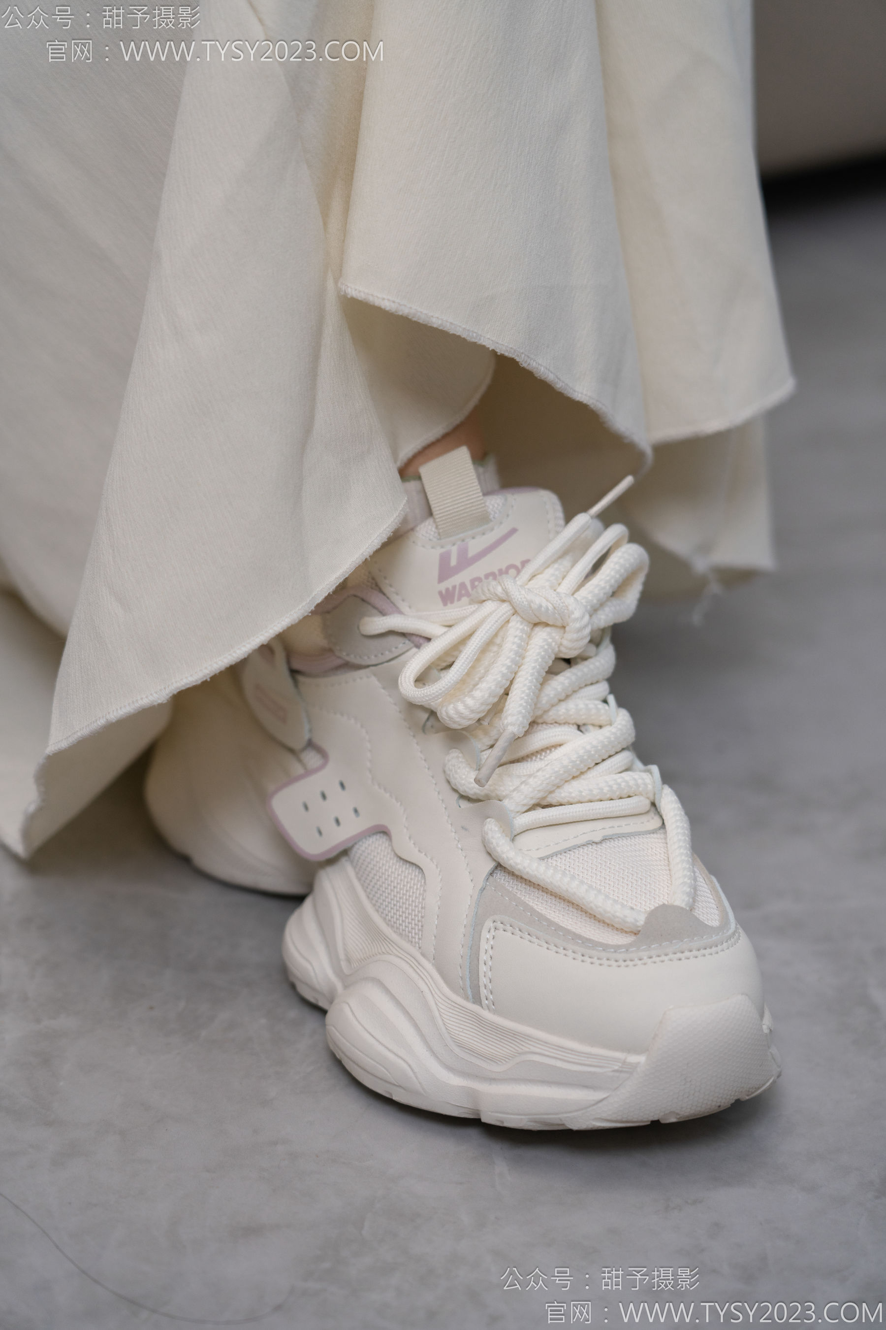 甜予摄影 No.125 丹丹 - 运动鞋、白棉袜、裸足/(139P)