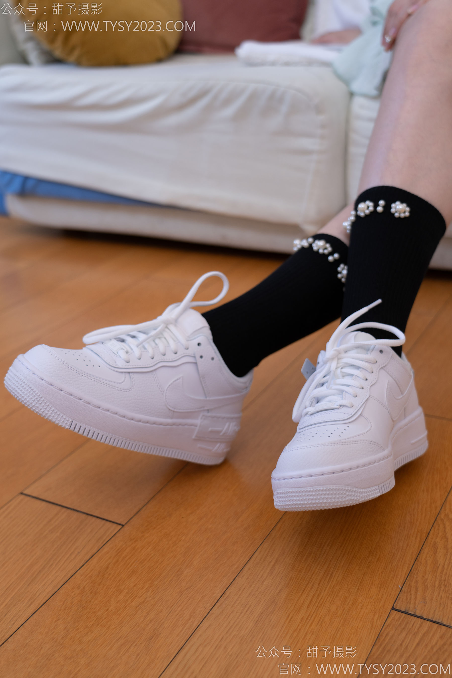 甜予摄影 No.136 璇璇 - 板鞋、黑棉袜/(203P)