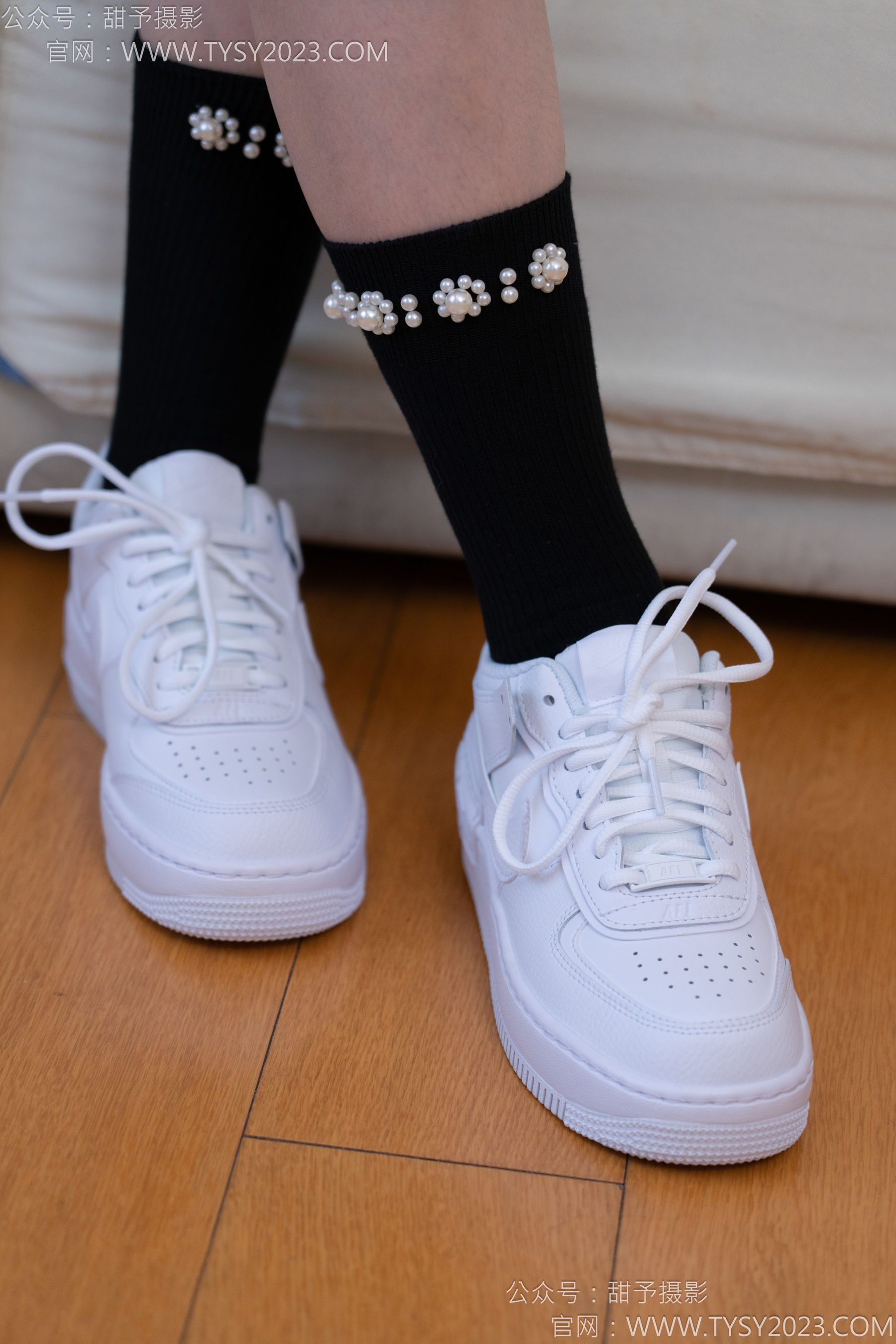 甜予摄影 No.136 璇璇 - 板鞋、黑棉袜/(203P)