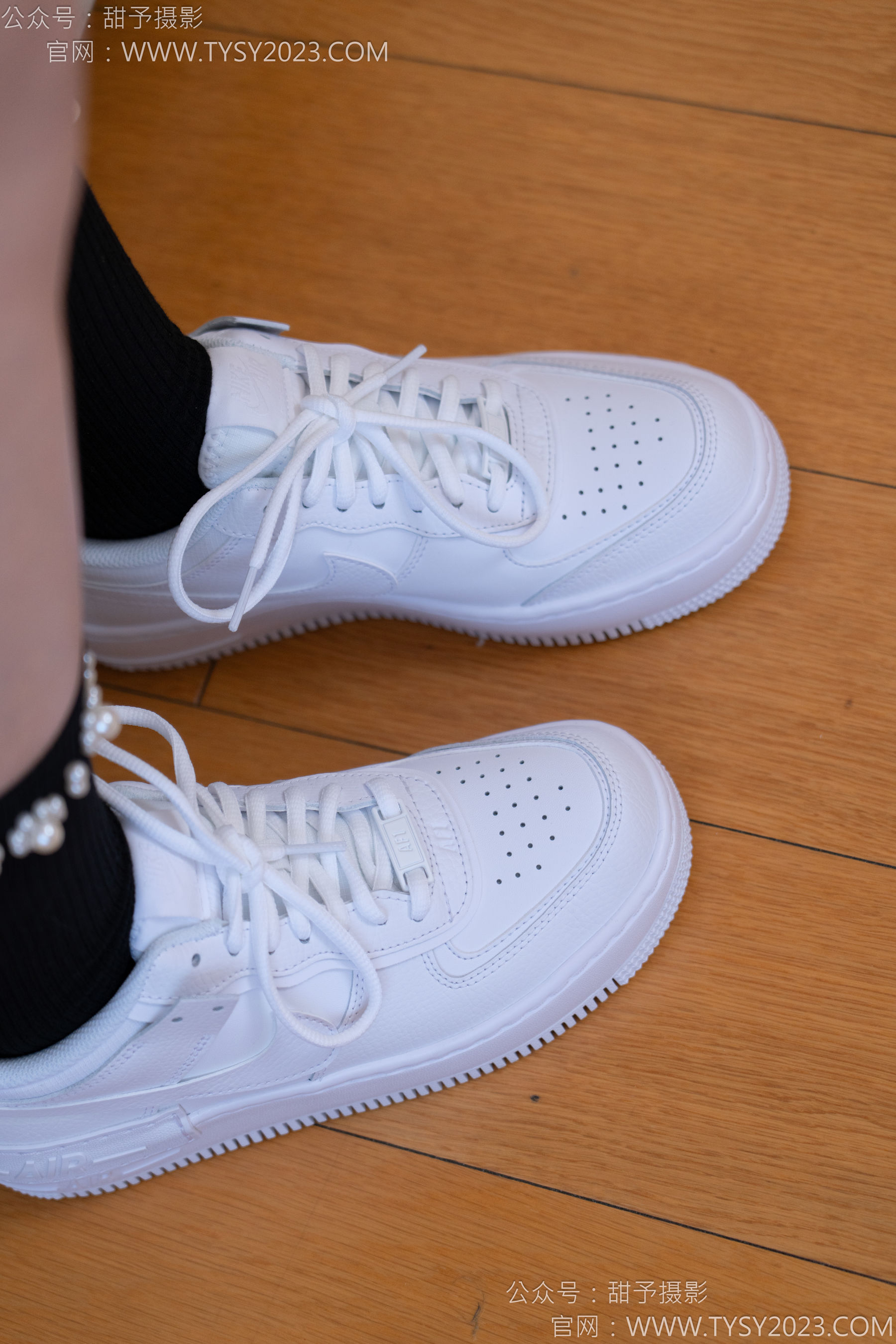 甜予摄影 No.136 璇璇 - 板鞋、黑棉袜/(203P)