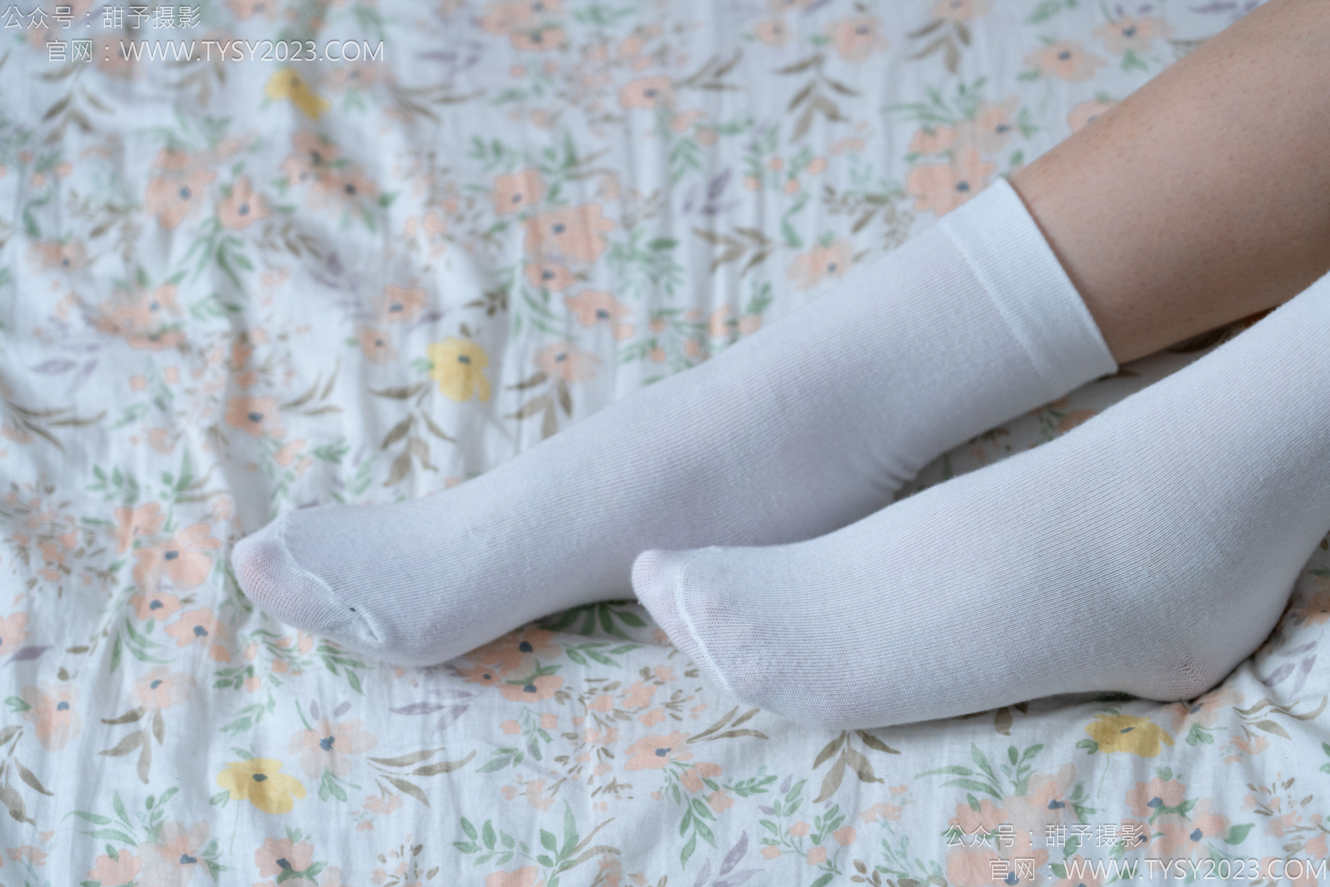 甜予摄影 No.138 土豆 - 板鞋、白棉袜、裸足/(136P)