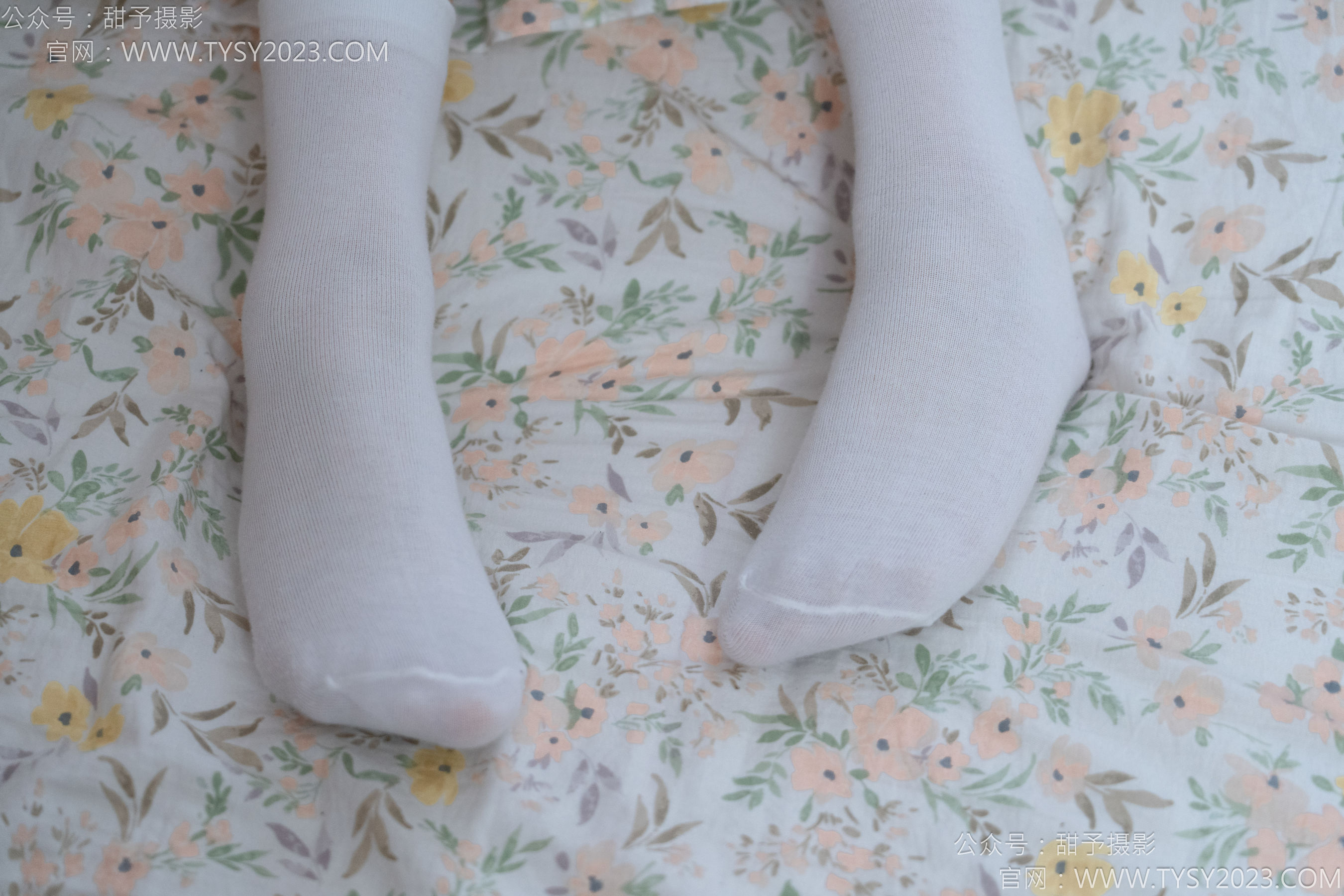 甜予摄影 No.138 土豆 - 板鞋、白棉袜、裸足/(136P)