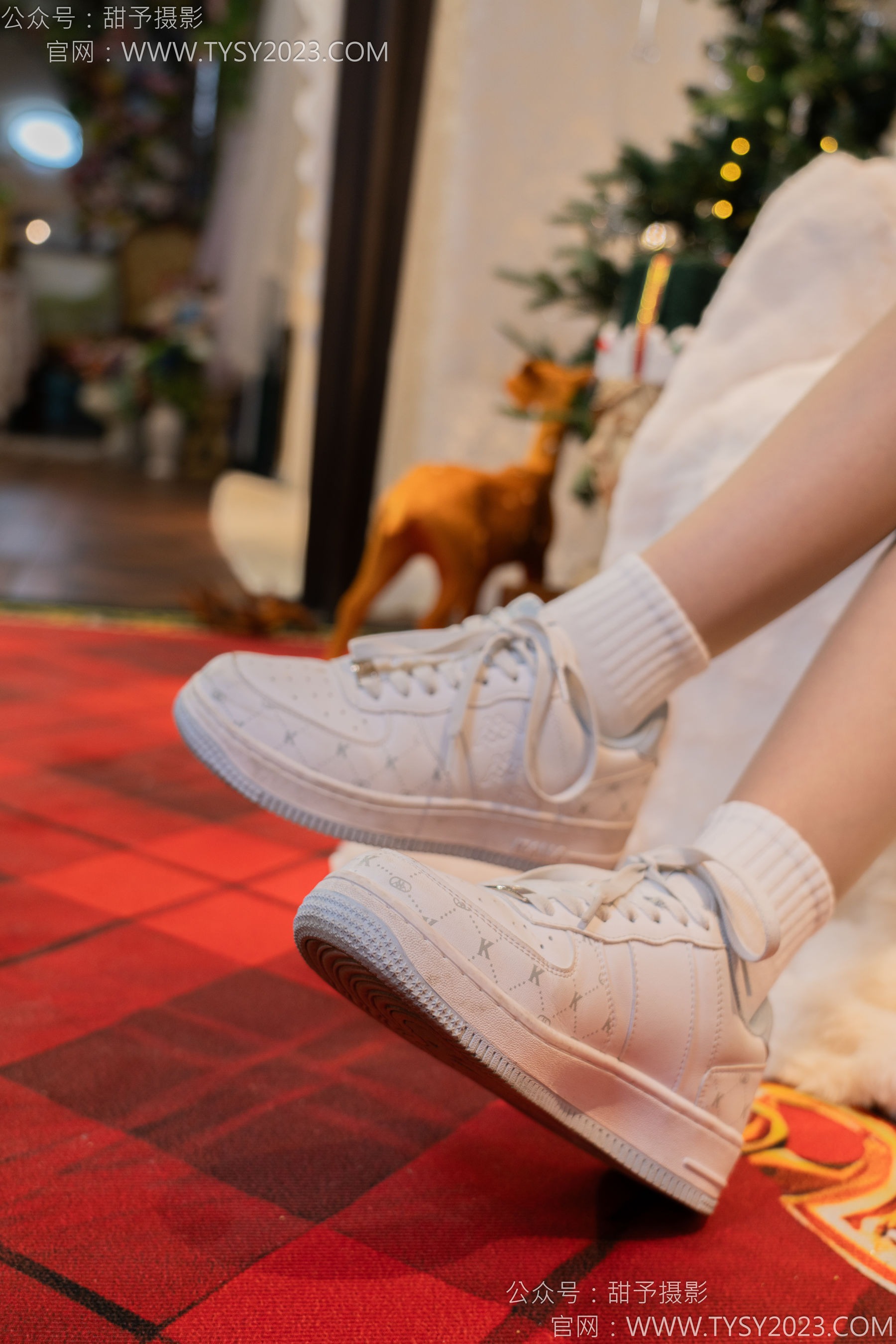 甜予摄影 No.131 璇璇 - 板鞋、白棉袜、薄肉丝/(131P)